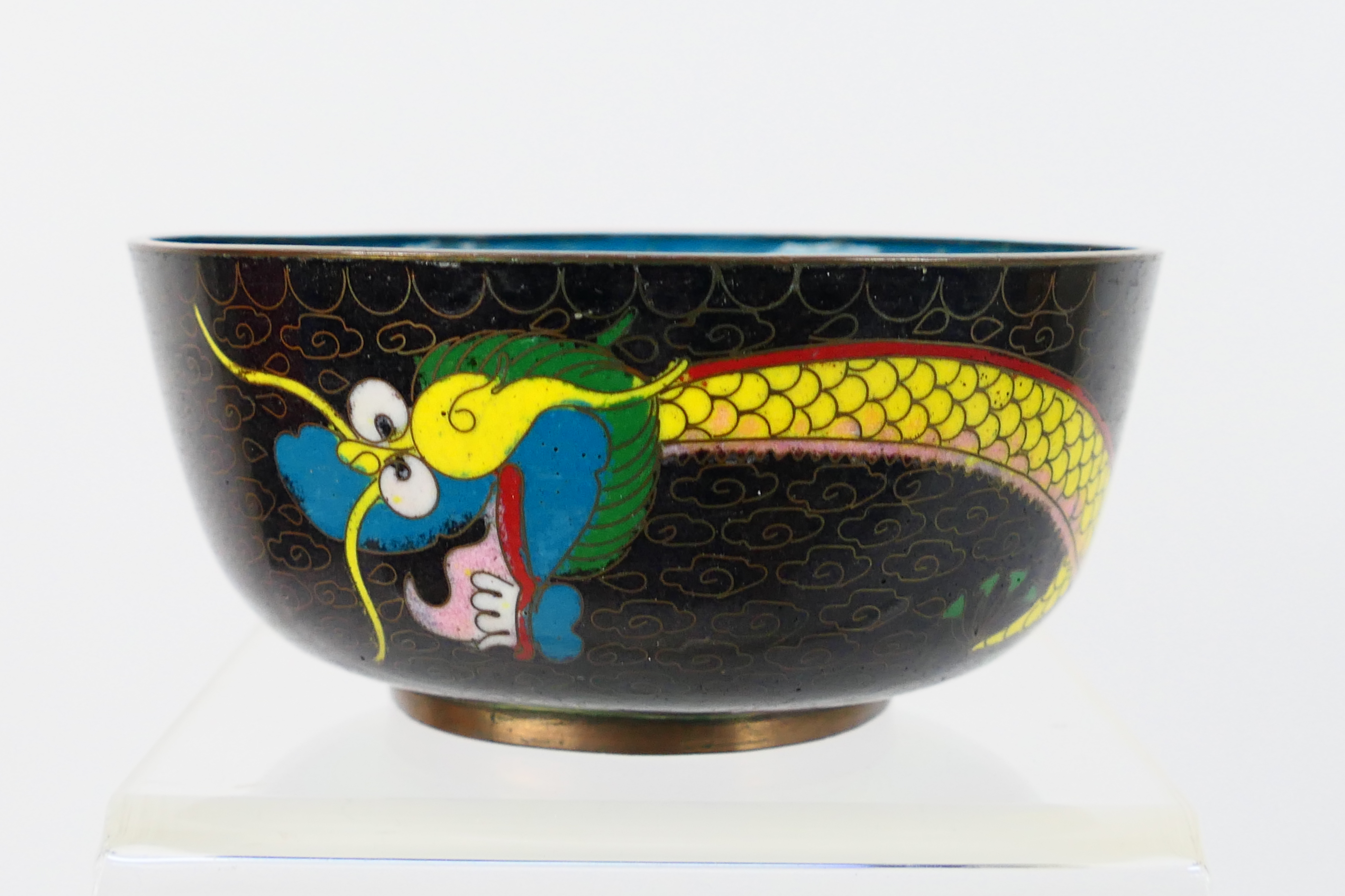 A Chinese cloisonne bowl, the exterior with confronting dragons and flaming pearl, - Image 8 of 13