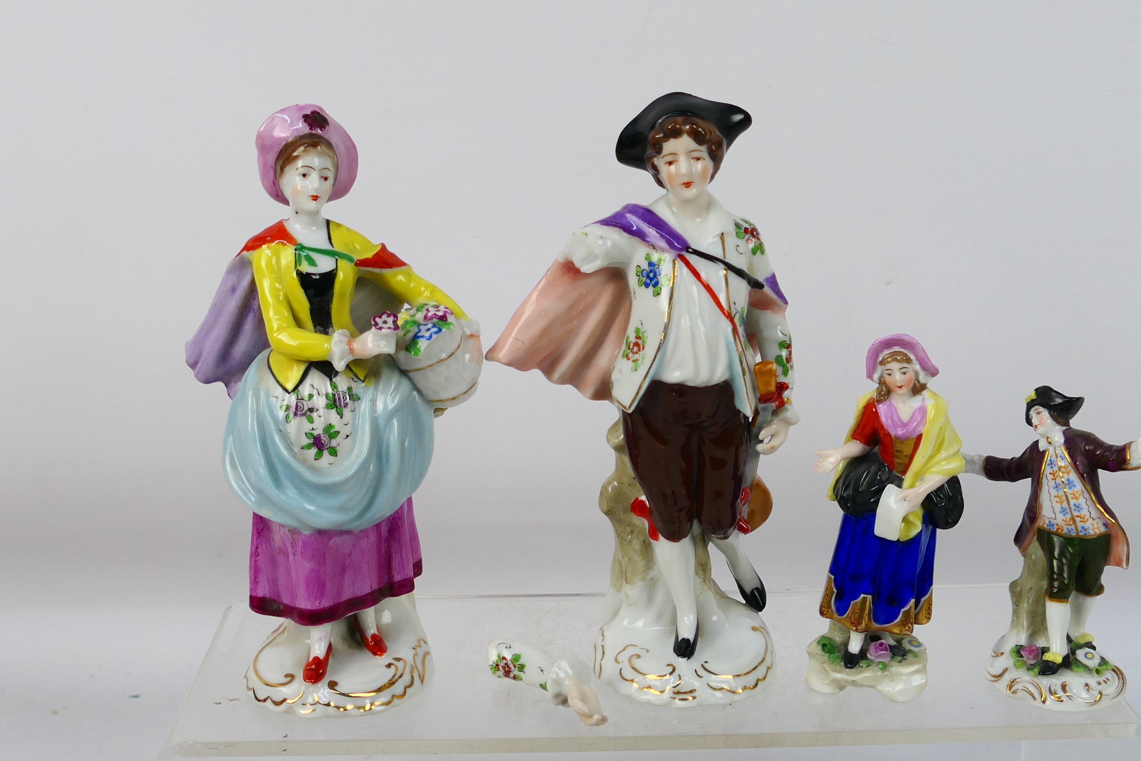 A collection of continental porcelain figures, largest approximately 16 cm (h). - Image 3 of 7