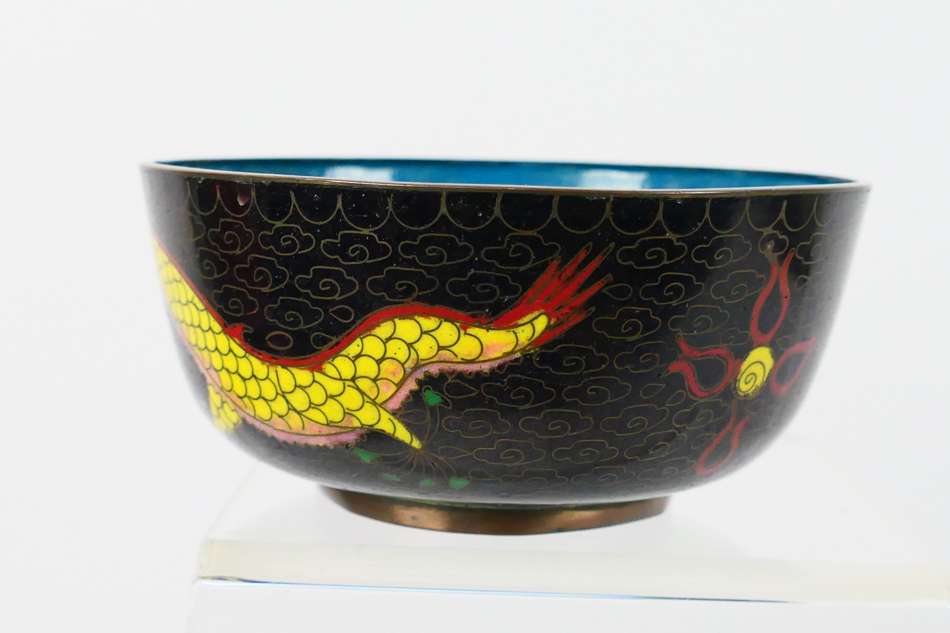 A Chinese cloisonne bowl, the exterior with confronting dragons and flaming pearl, - Image 9 of 13