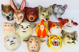 Animal Masks - Costume - An assortment of approximately 14 unboxed and unbranded plastic Animal