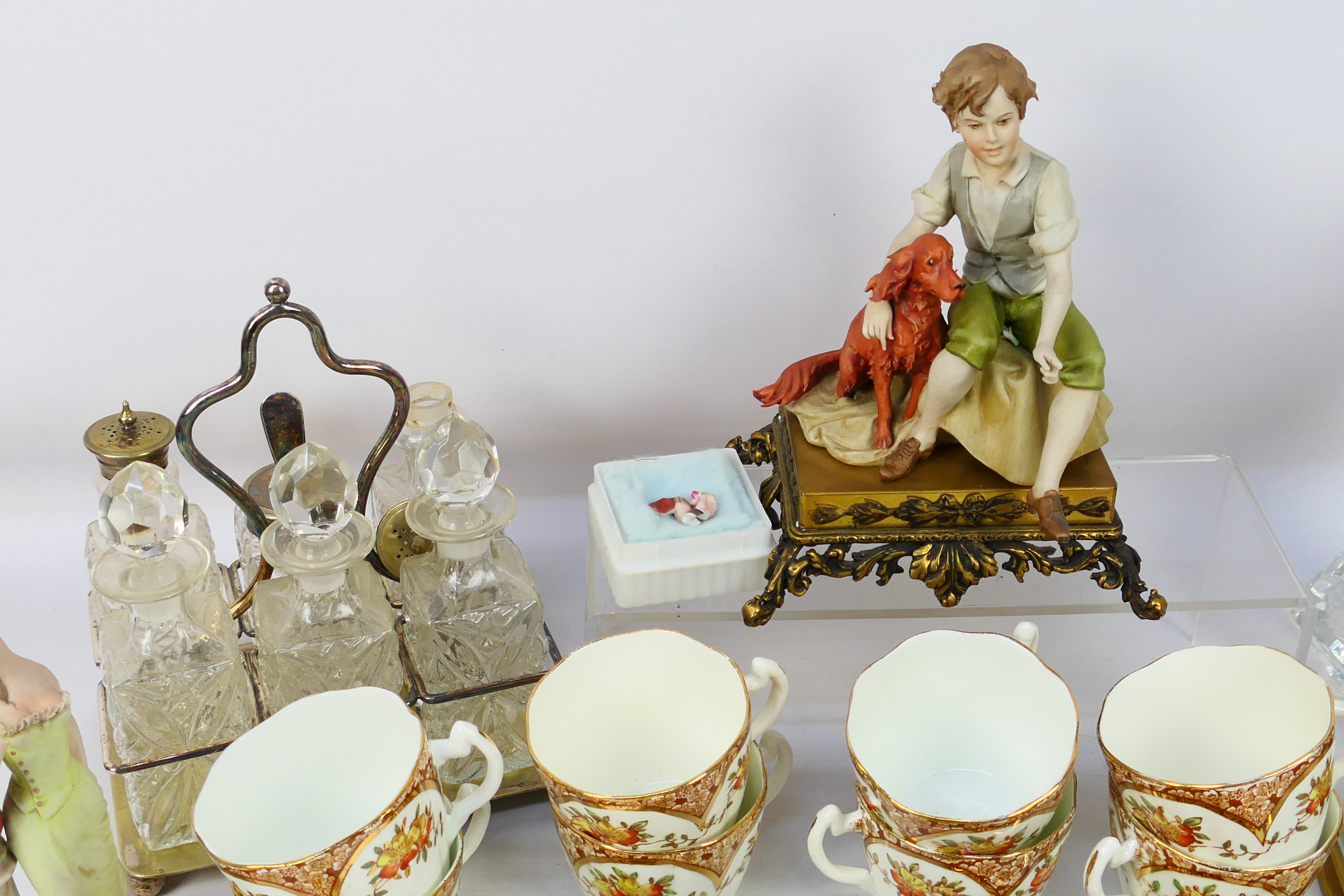 Lot to include late 19th or early 20th century tea wares, decanter, cruet set, Capodimonte figures. - Image 2 of 7