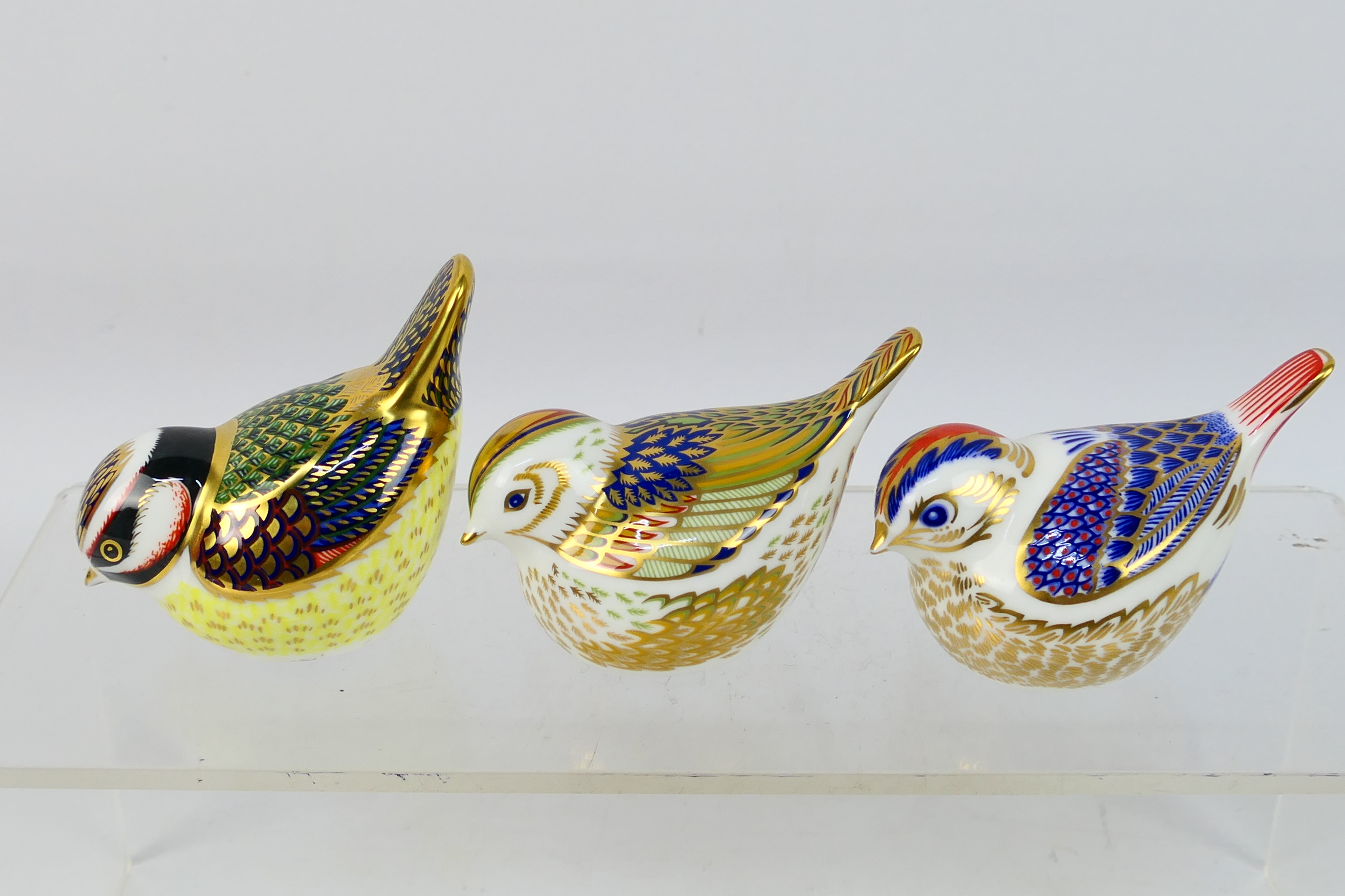 Royal Crown Derby - Three bird form paperweights to include a Collectors Guild Firecrest, - Image 2 of 7