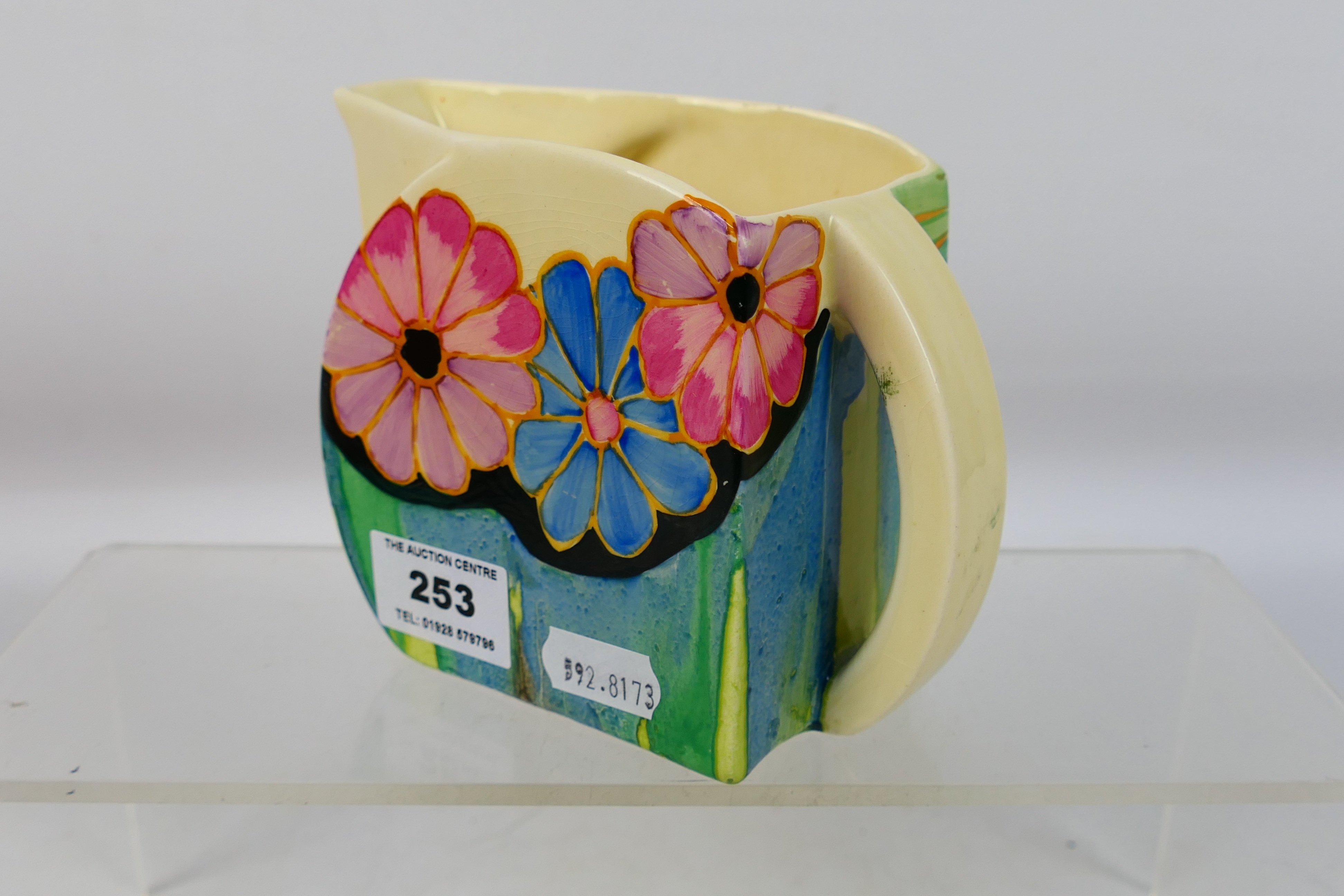 Clarice Cliff - A Clarice Cliff Bizzare floral hand painted jug. - Image 5 of 6