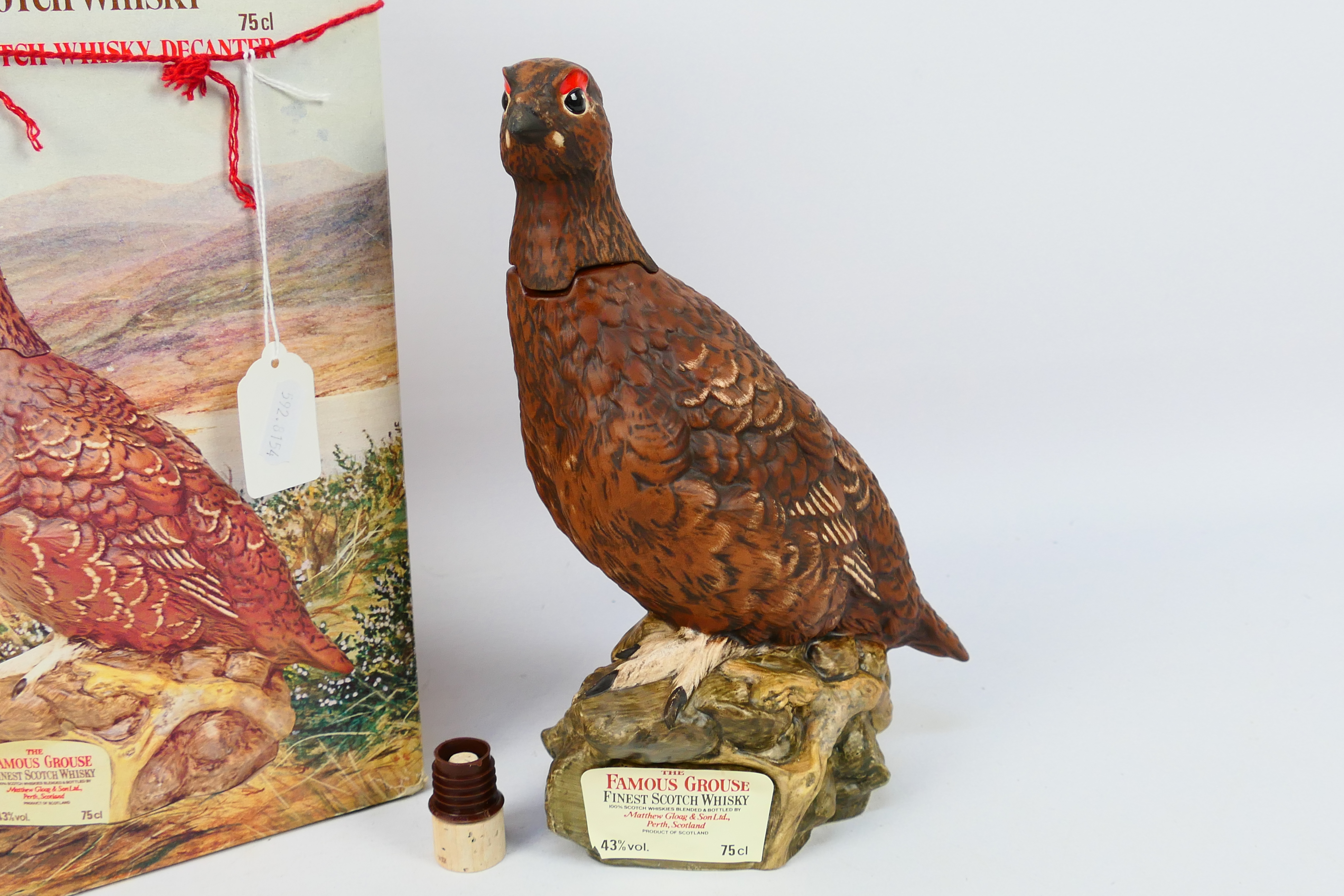 Famous Grouse - A ceramic Royal Doulton grouse form decanter containing 75cl of Famous Grouse - Image 2 of 8
