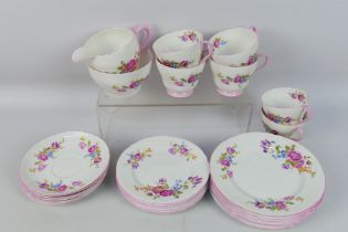 Shelley - A quantity of tea ware in the Richmond shape,