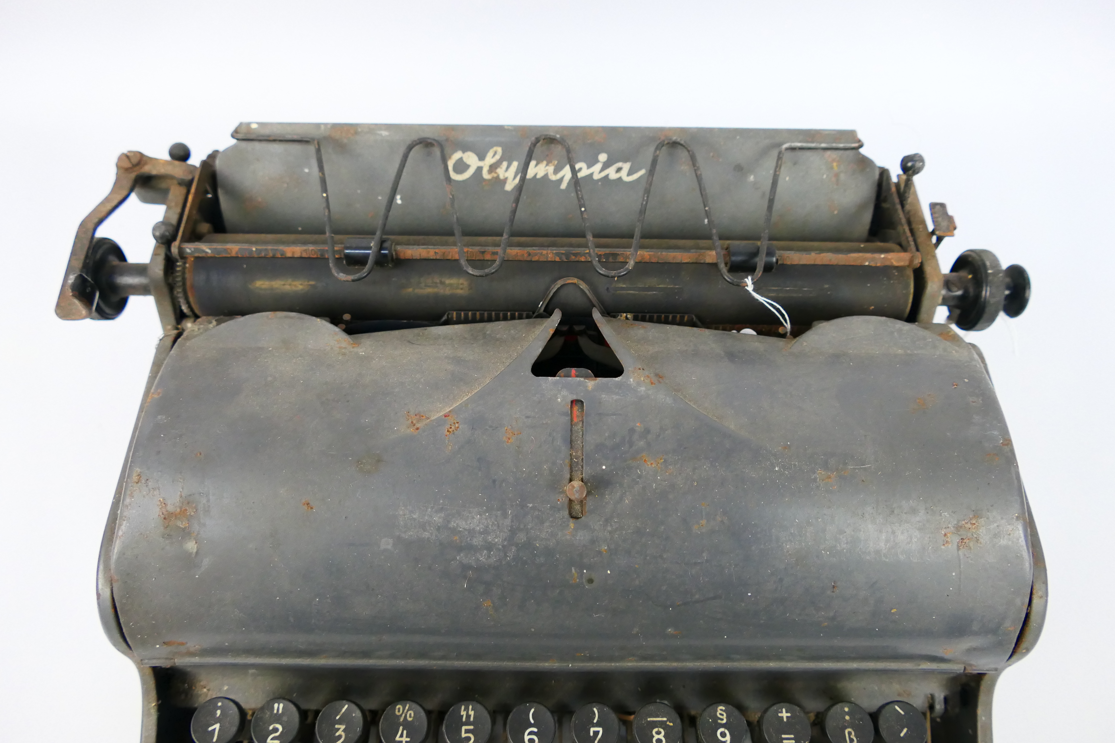 A World War Two (WW2 /WWII) German Olympia Robust portable typewriter, - Image 3 of 8