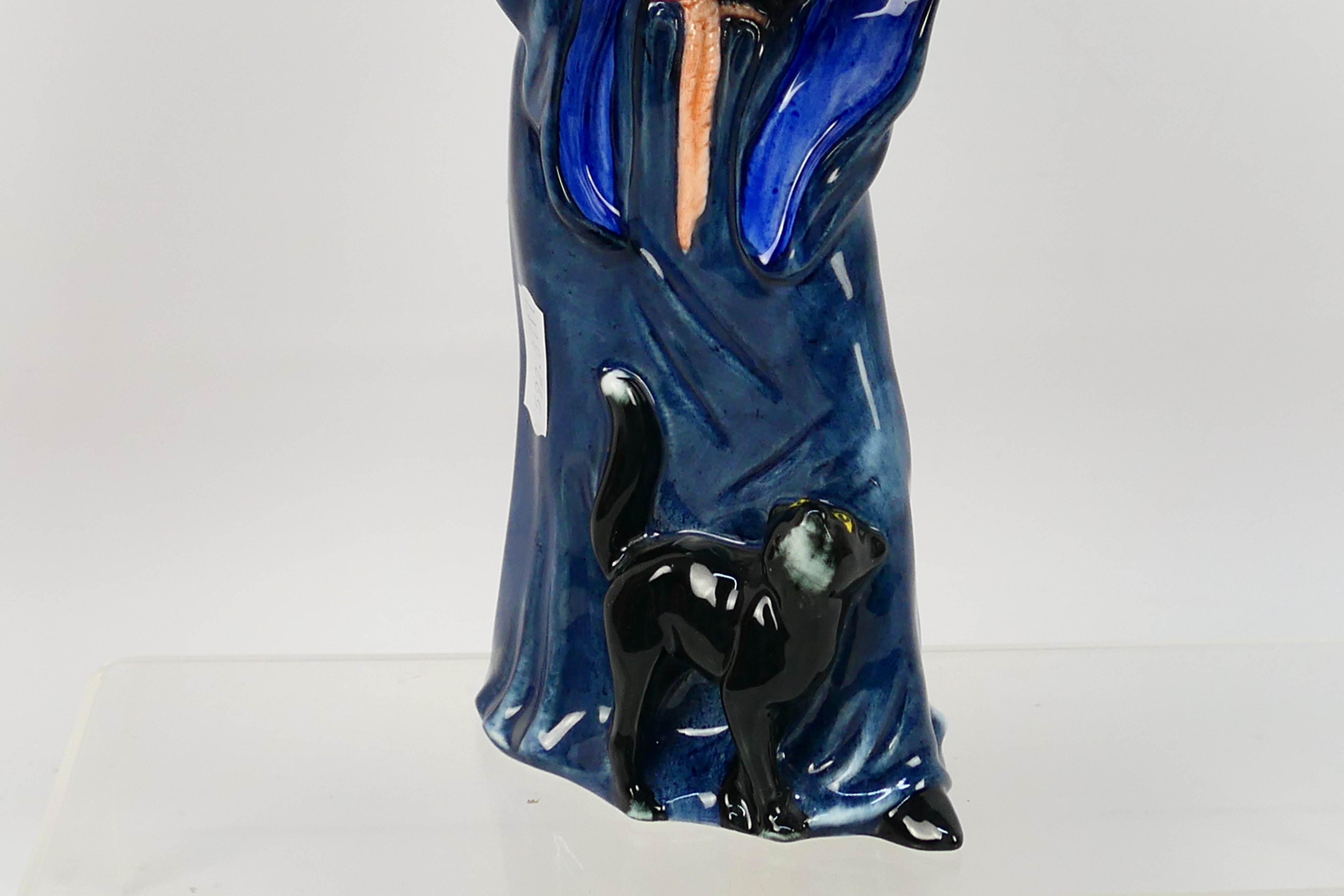 A Royal Doulton figure # HN2877, The Wizard, approximately 25 cm (h). - Image 3 of 6