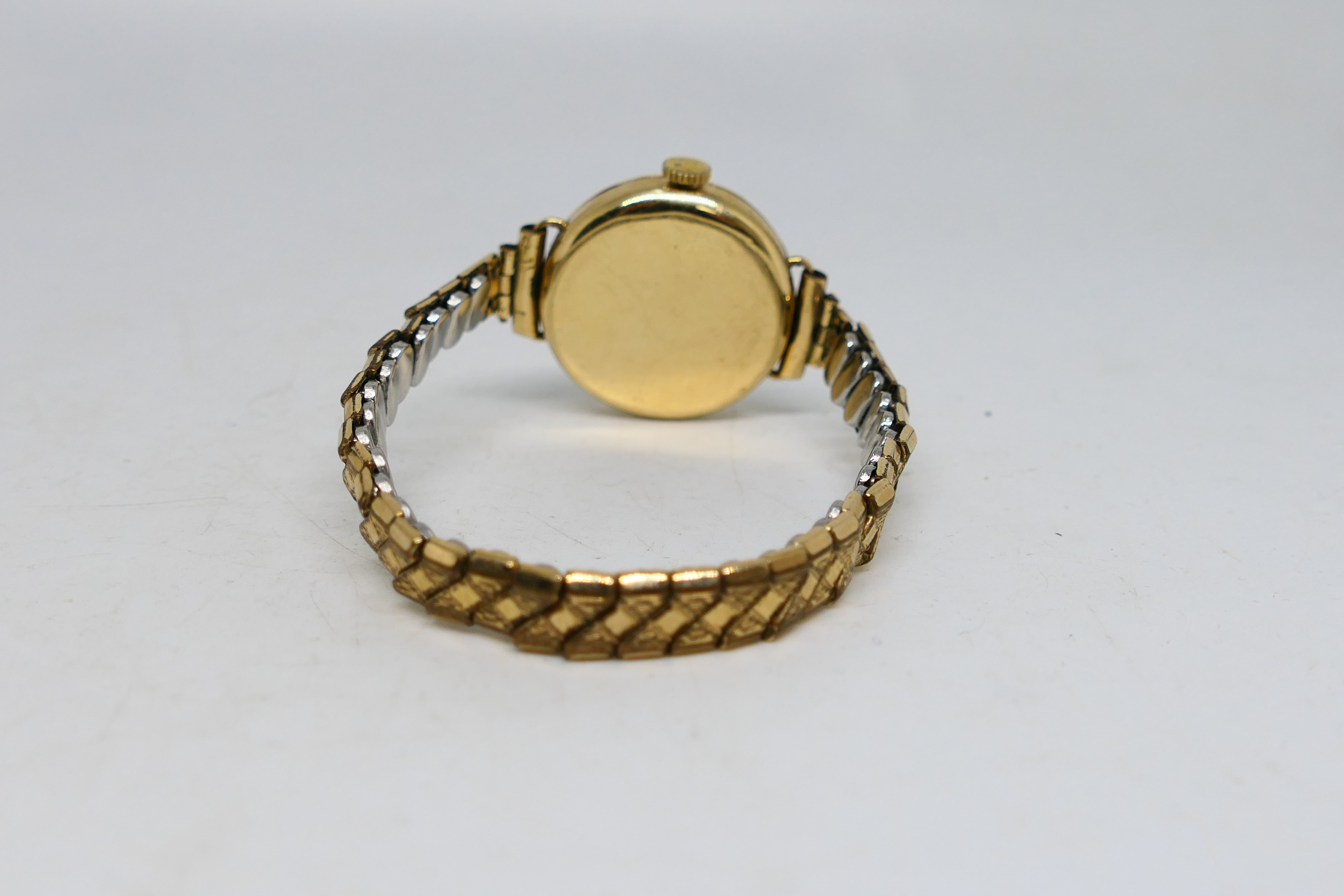 A 9ct gold cased wrist watch, - Image 3 of 4