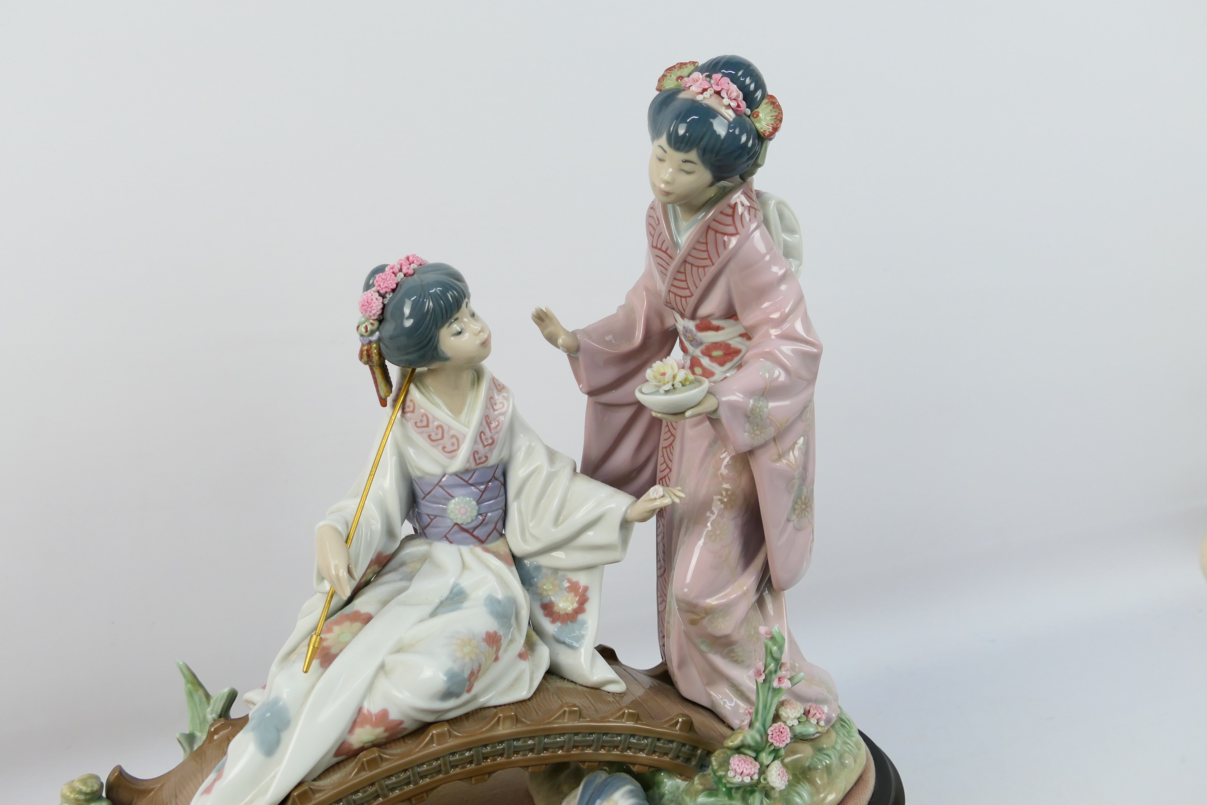 Lladro - A large group entitled Springtime In Japan, # 1445, - Image 4 of 12