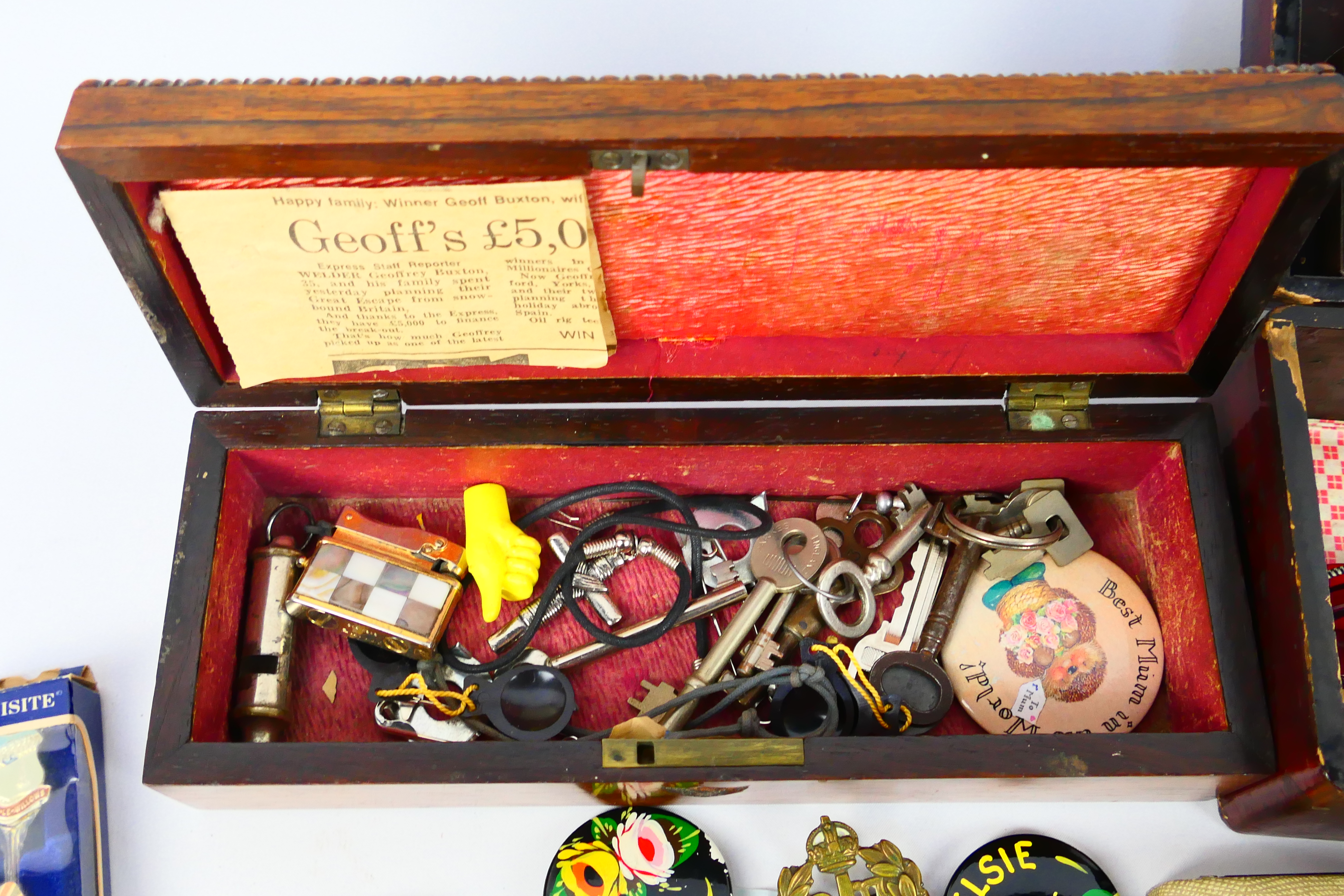Mixed collectables to include lacquered boxes, silver Boy Scout Thanks badges, hand fans and other. - Image 2 of 10