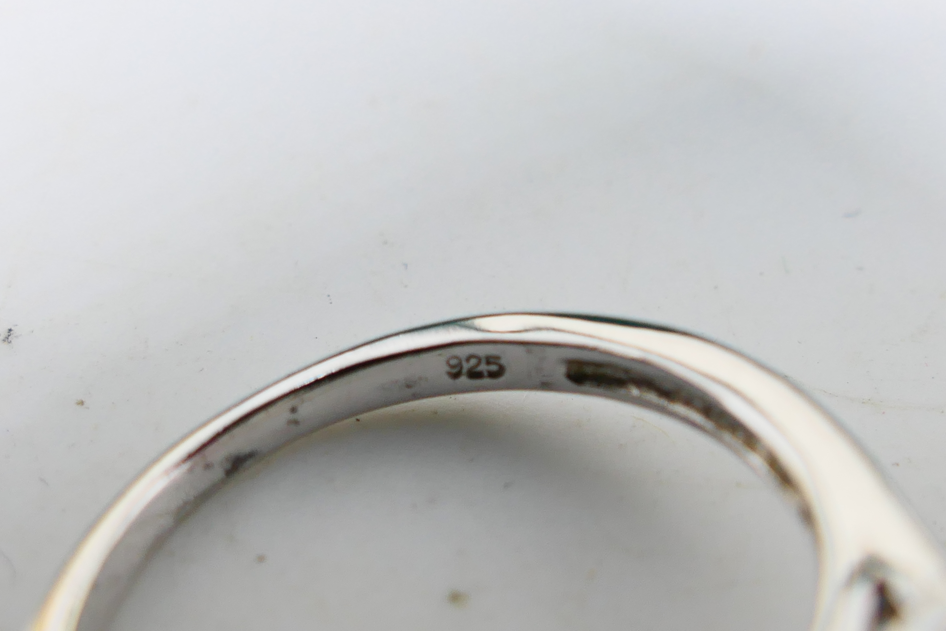 A 9ct white gold, diamond set pendant on - Image 7 of 8