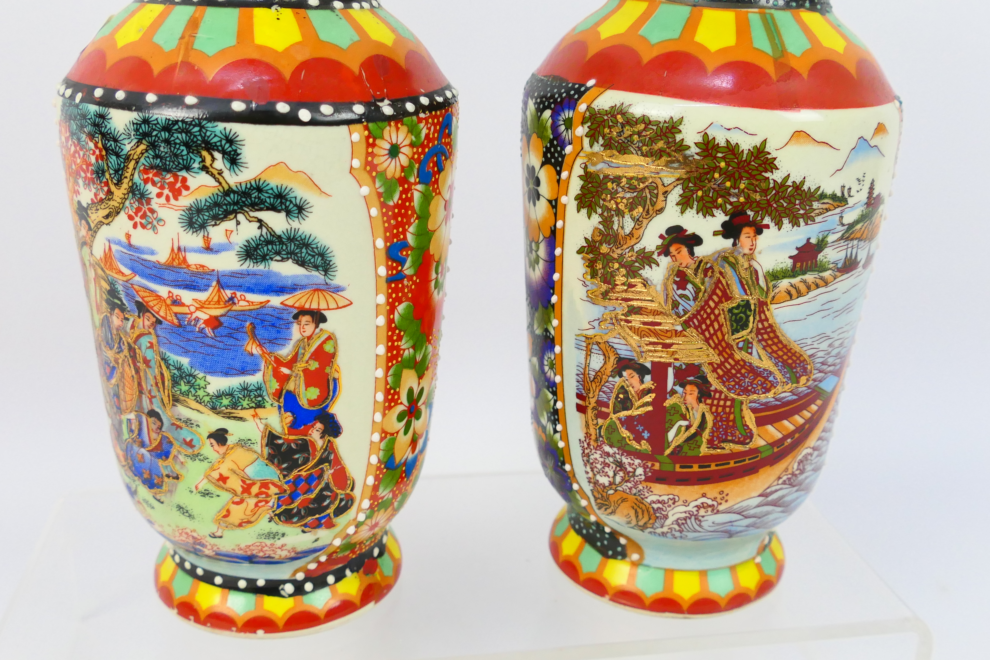 2 x floral twin decorative Chinese vases - Image 3 of 7