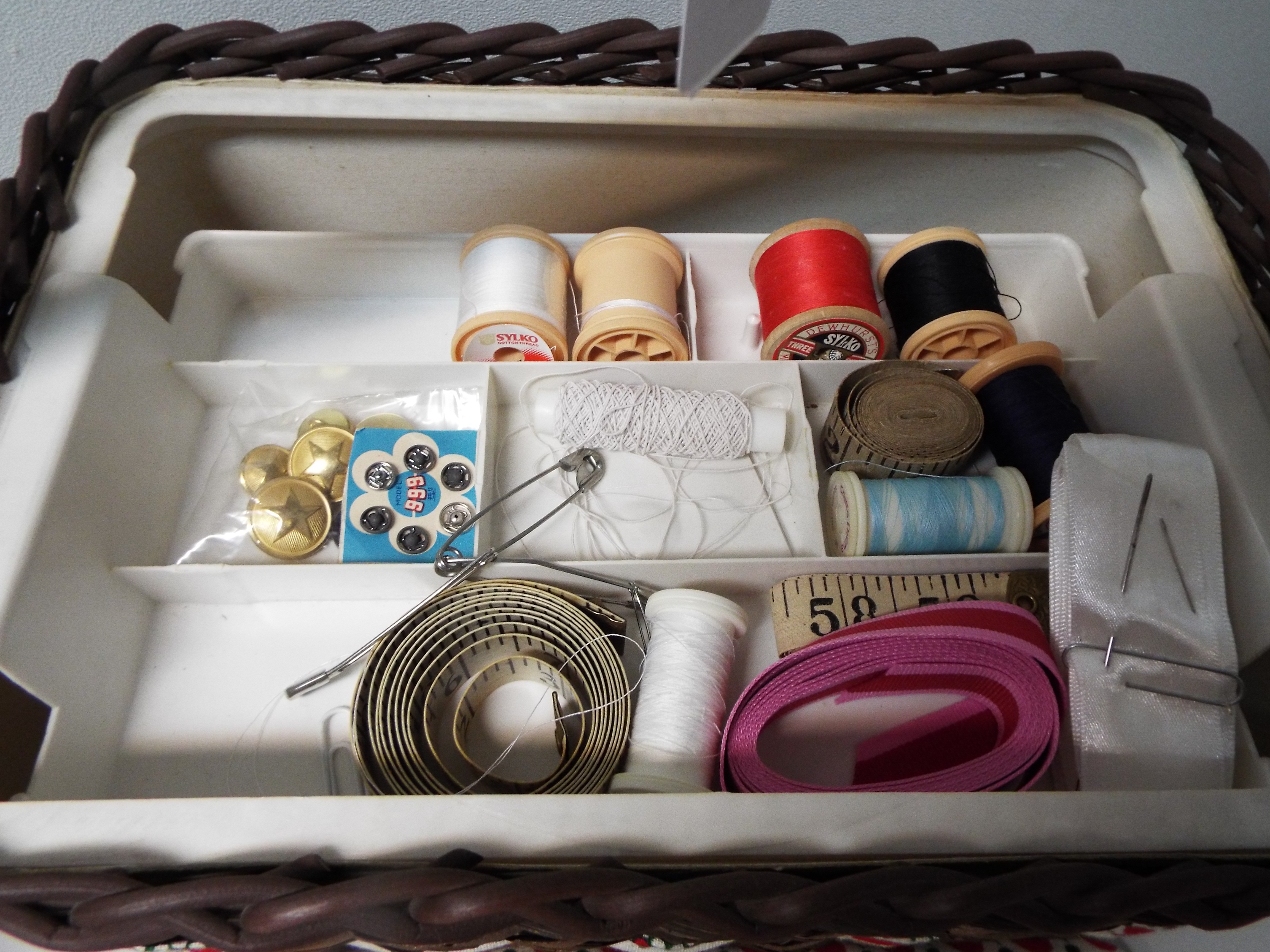 A needlework basket with swing handle and a further lidded plastic case, - Image 2 of 3