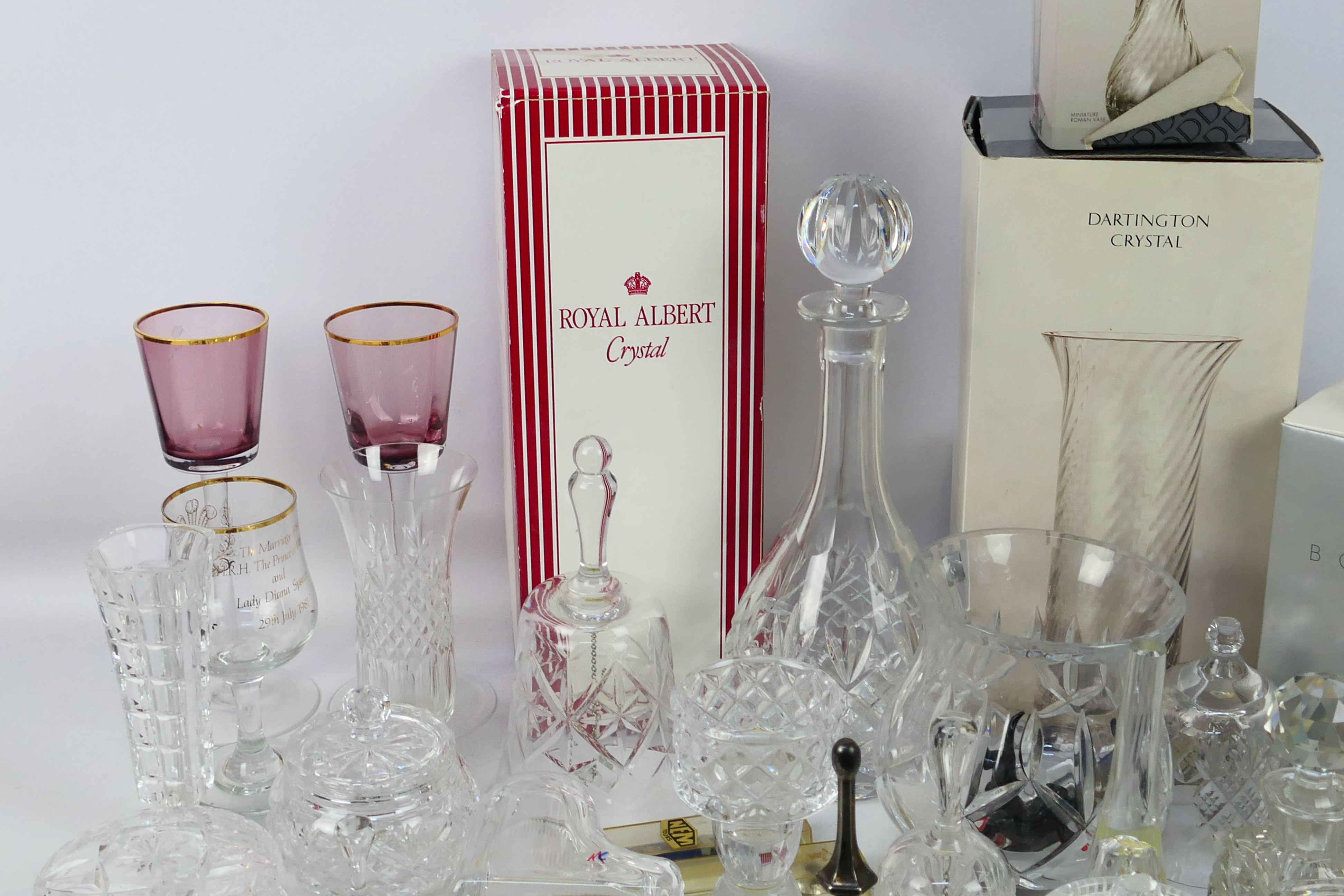 A collection of glassware, part boxed, to include Wedgwood, Dartington Crystal, - Image 2 of 5