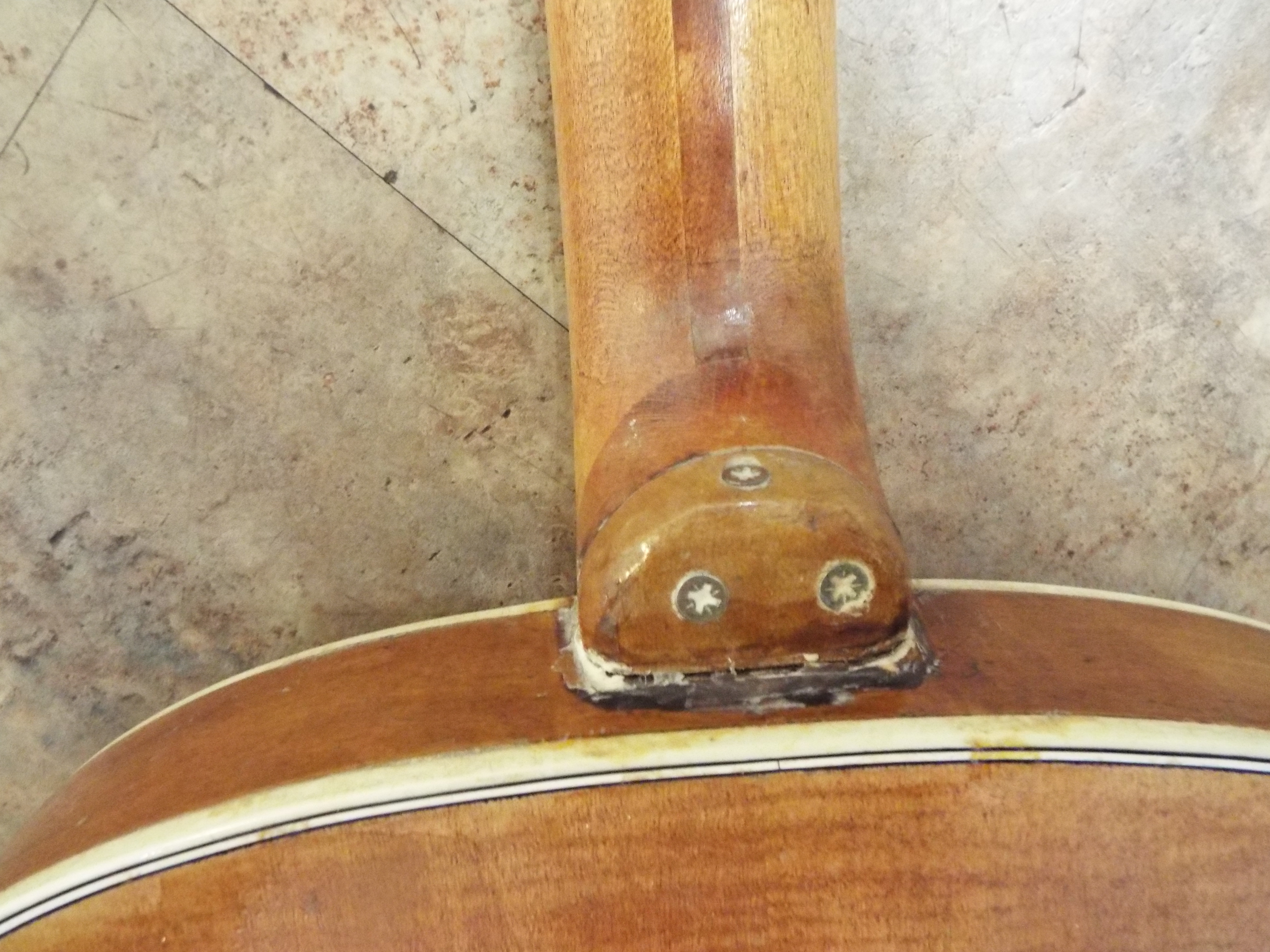 A vintage Hofner archtop Guitar, circa 1960s, with bound F holes, - Image 9 of 16