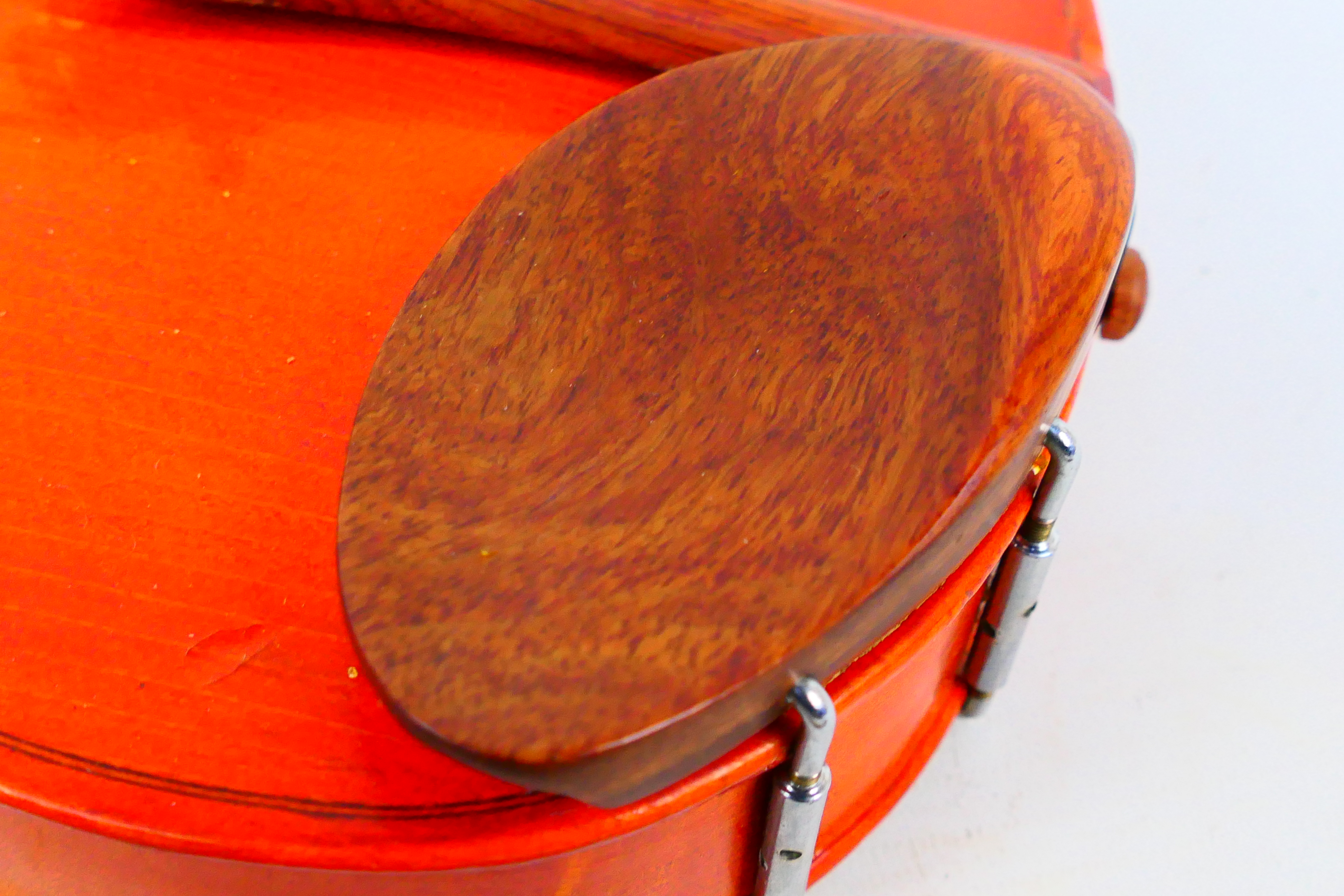 A Stentor Student violin, 59.5 cm (l), t - Image 5 of 14