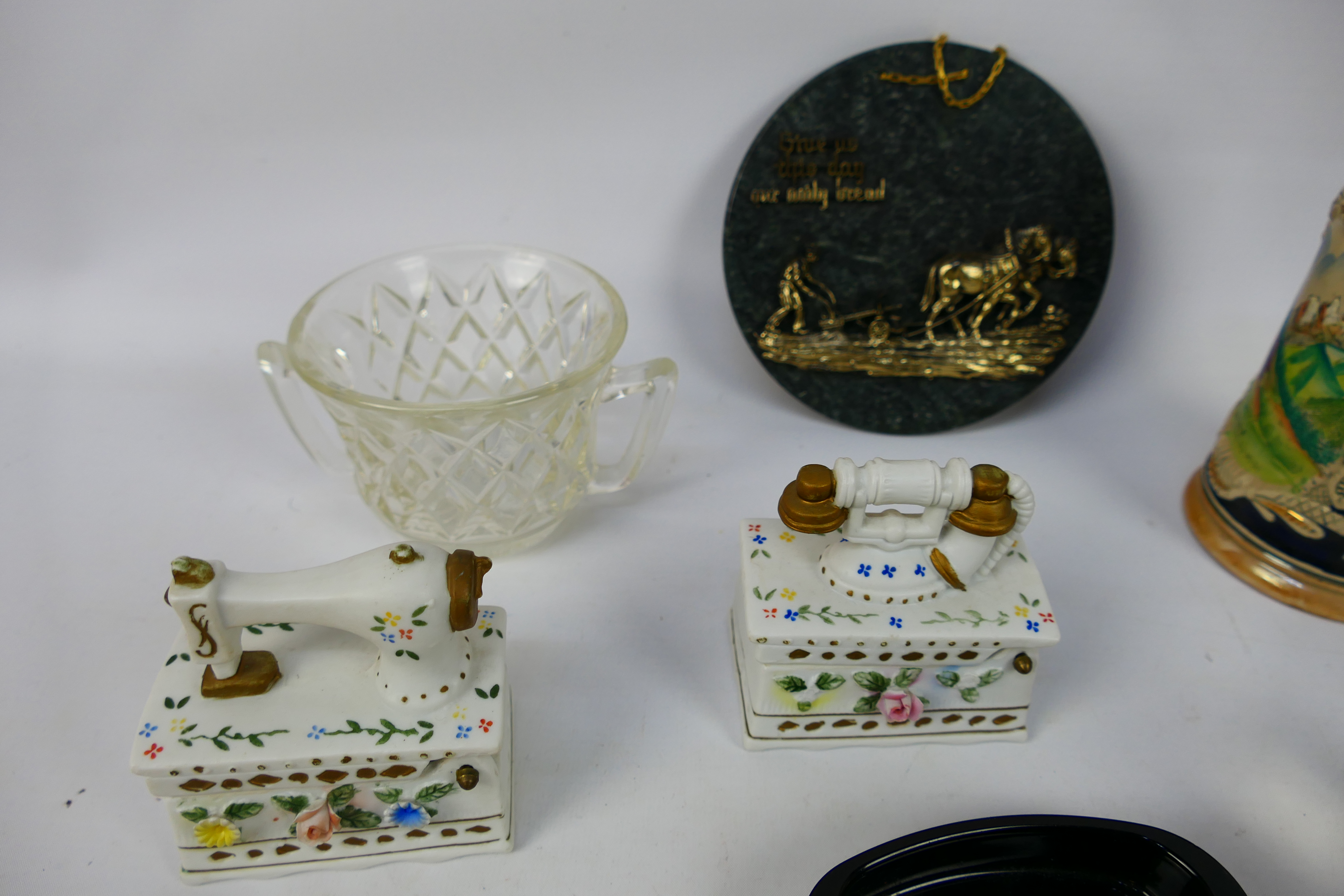 A group of ceramics and glassware. Lot includes an Asian decorative trinket box. A German mug. - Image 3 of 4