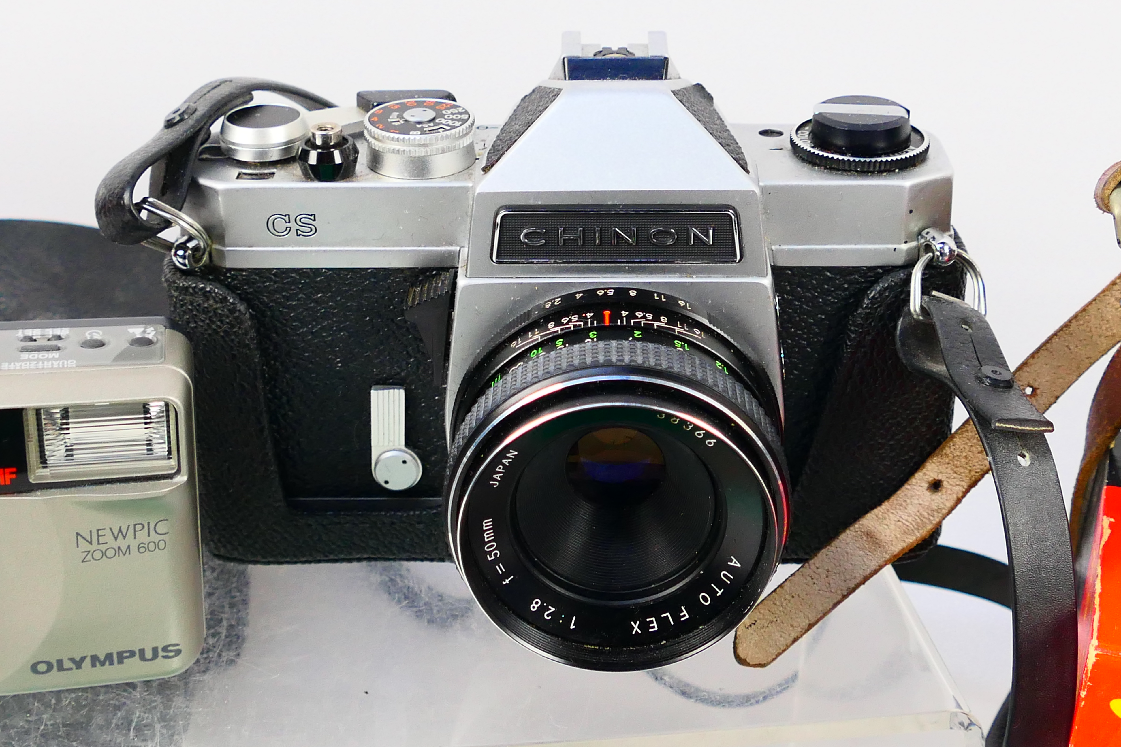 Photography - A collection of cameras to include a Chinon CS, Ilford Sportsman, - Image 3 of 5