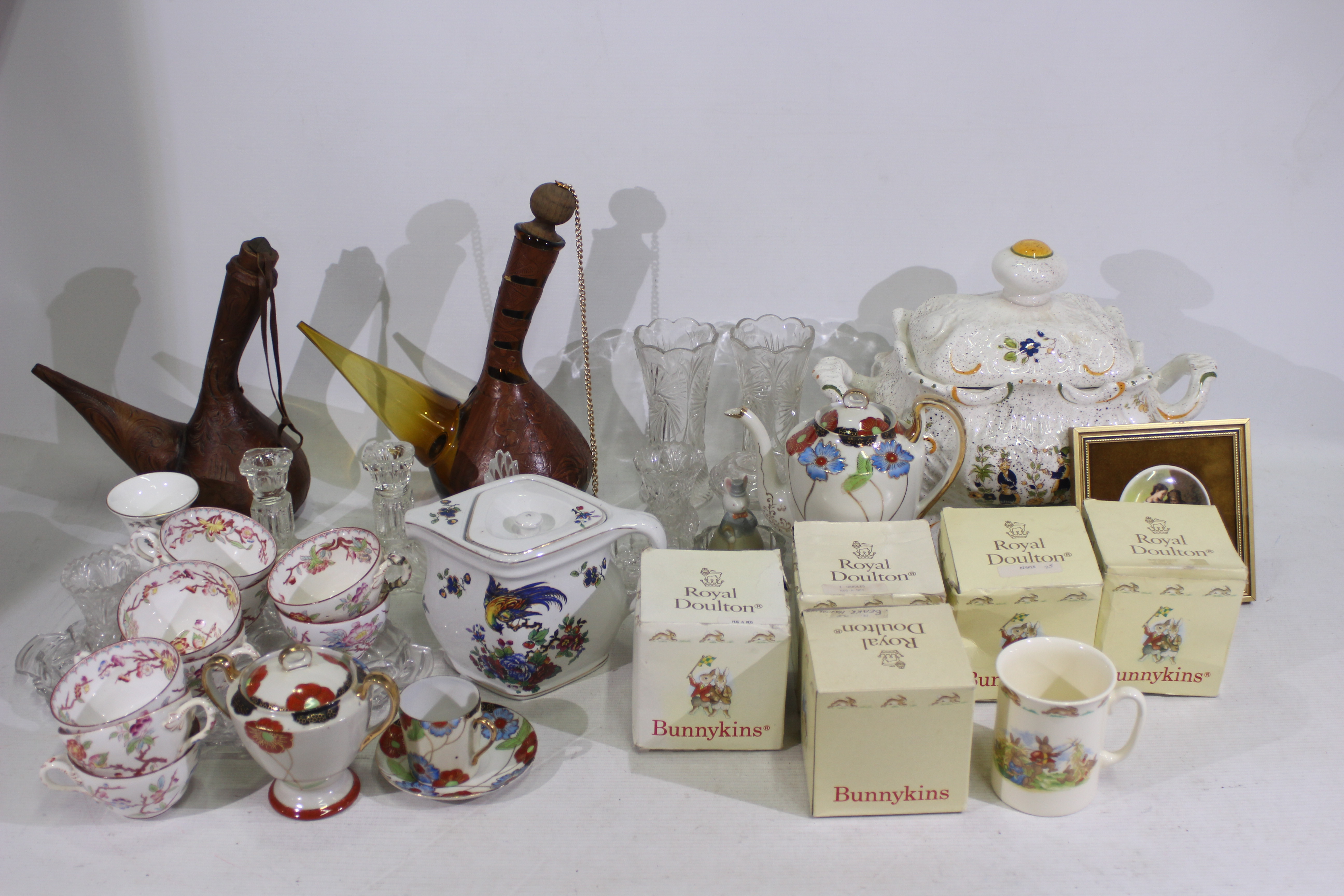 A mixed lot of ceramics and glassware to include boxed Royal Doulton Bunnykins items. [2].