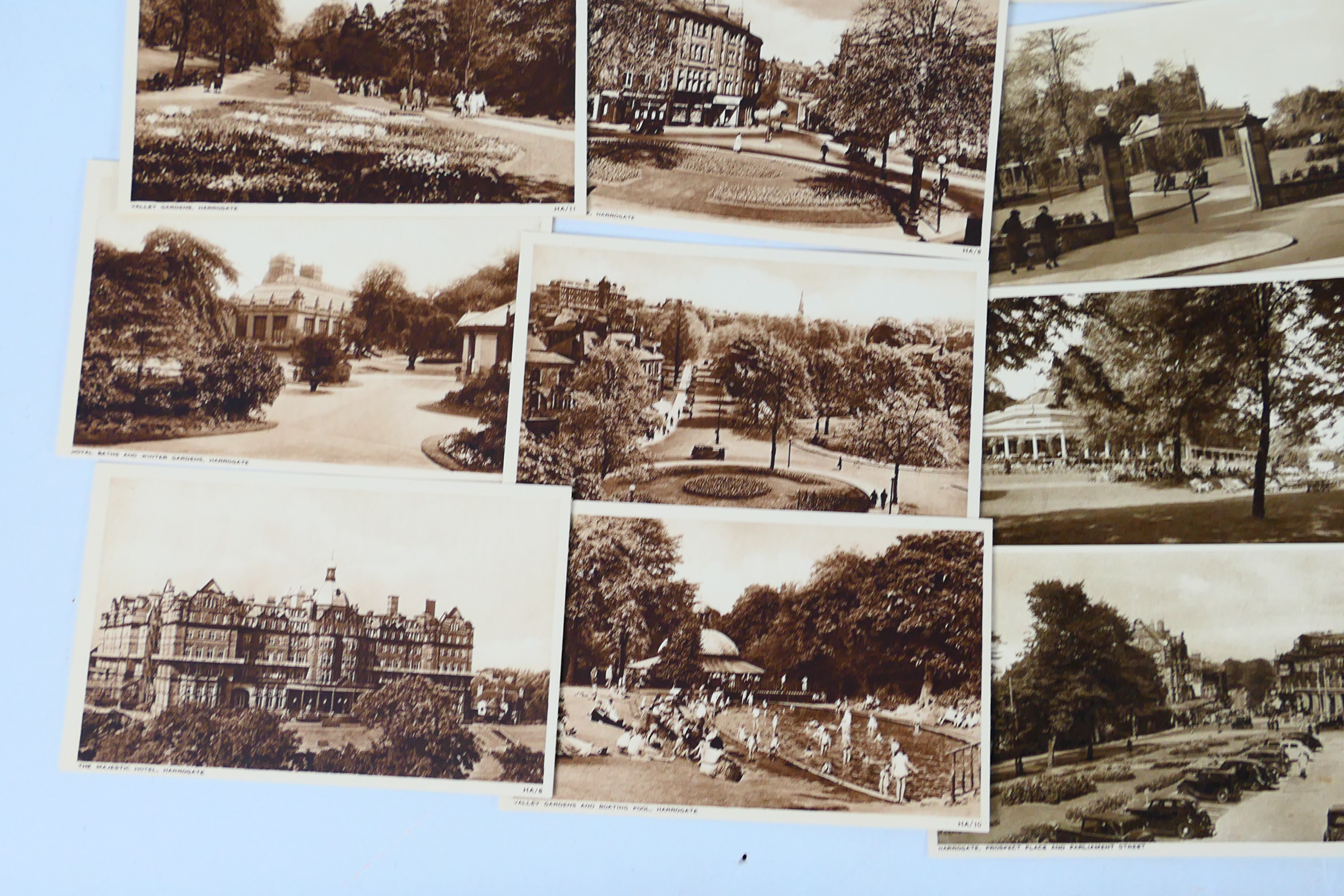 Deltiology - A very large quantity of cards relating to Harrogate, - Image 13 of 14