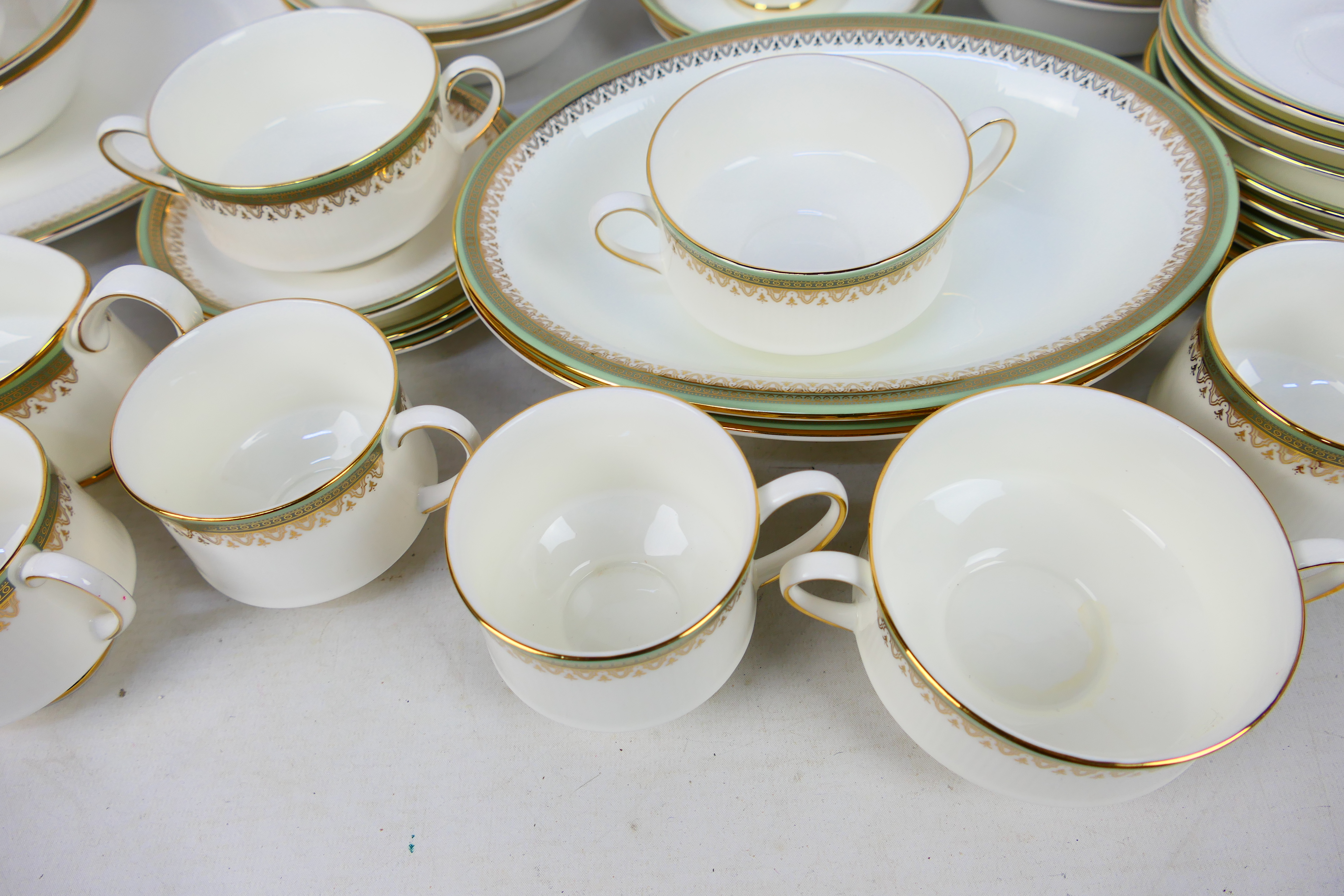A collection of Royal Albert Paragon dinner and tea wares in the Kensington pattern. - Image 4 of 5