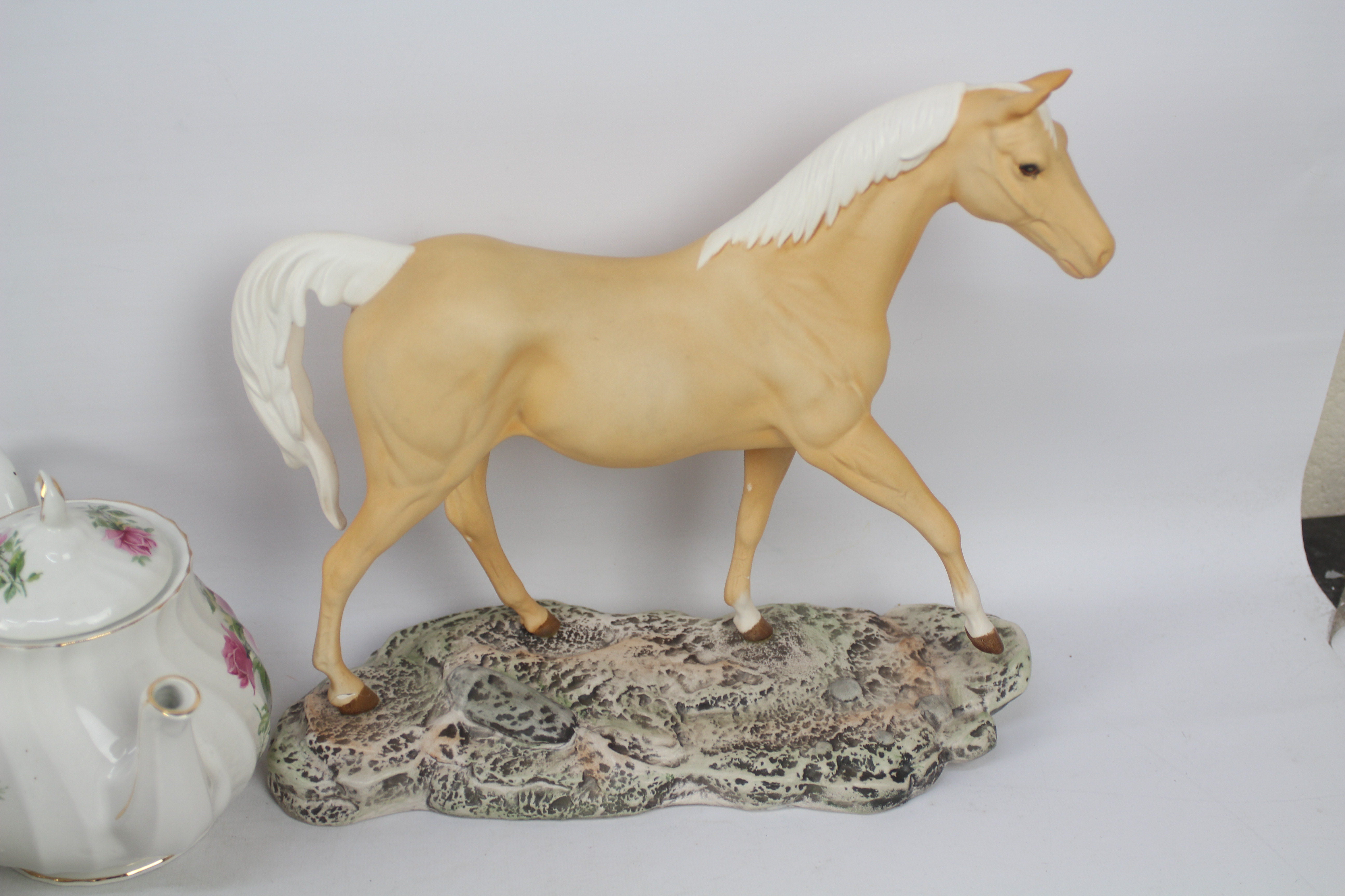 Ceramics to include teapots and two Beswick horse studies, - Image 3 of 4