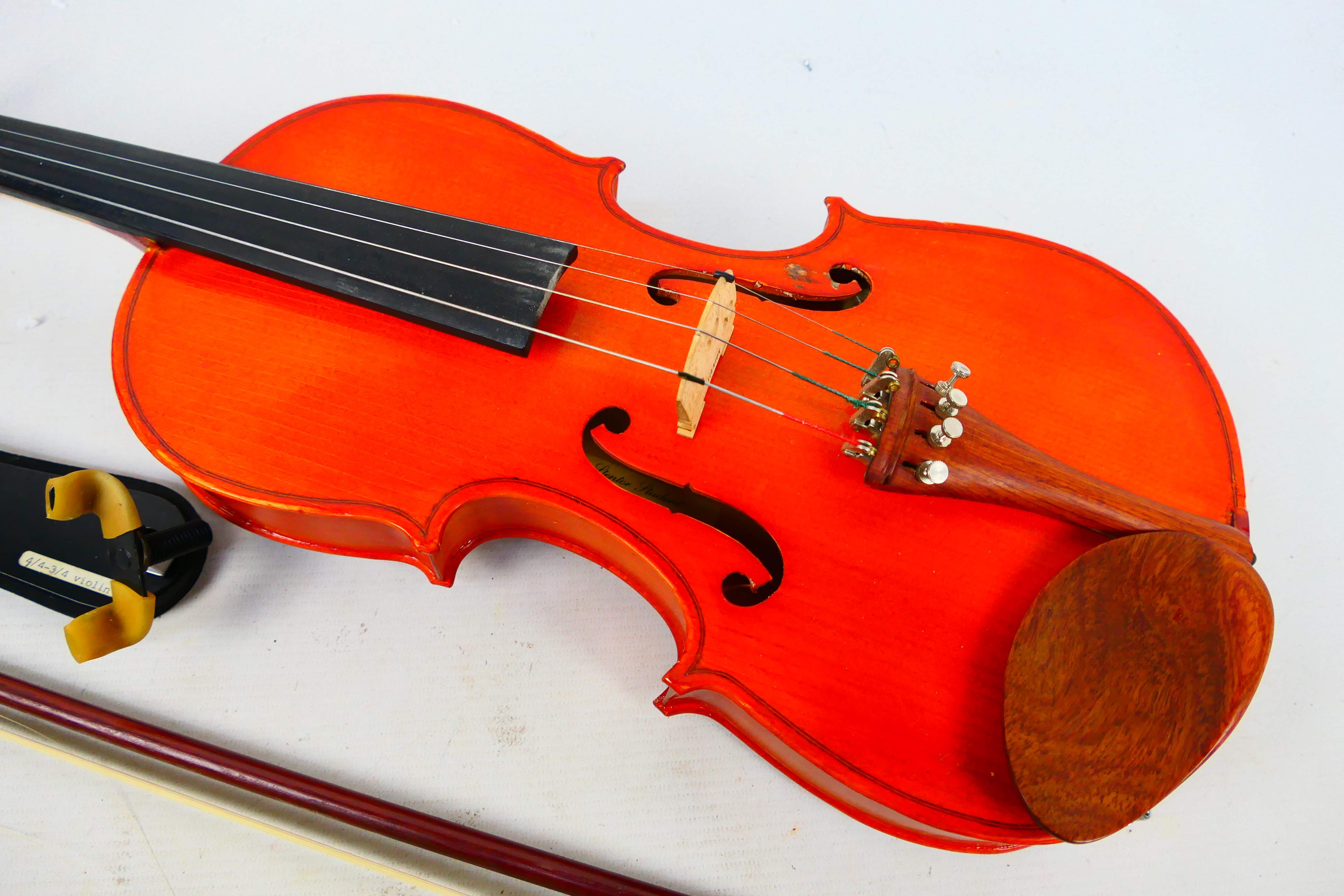 A Stentor Student violin, 59.5 cm (l), t - Image 3 of 14