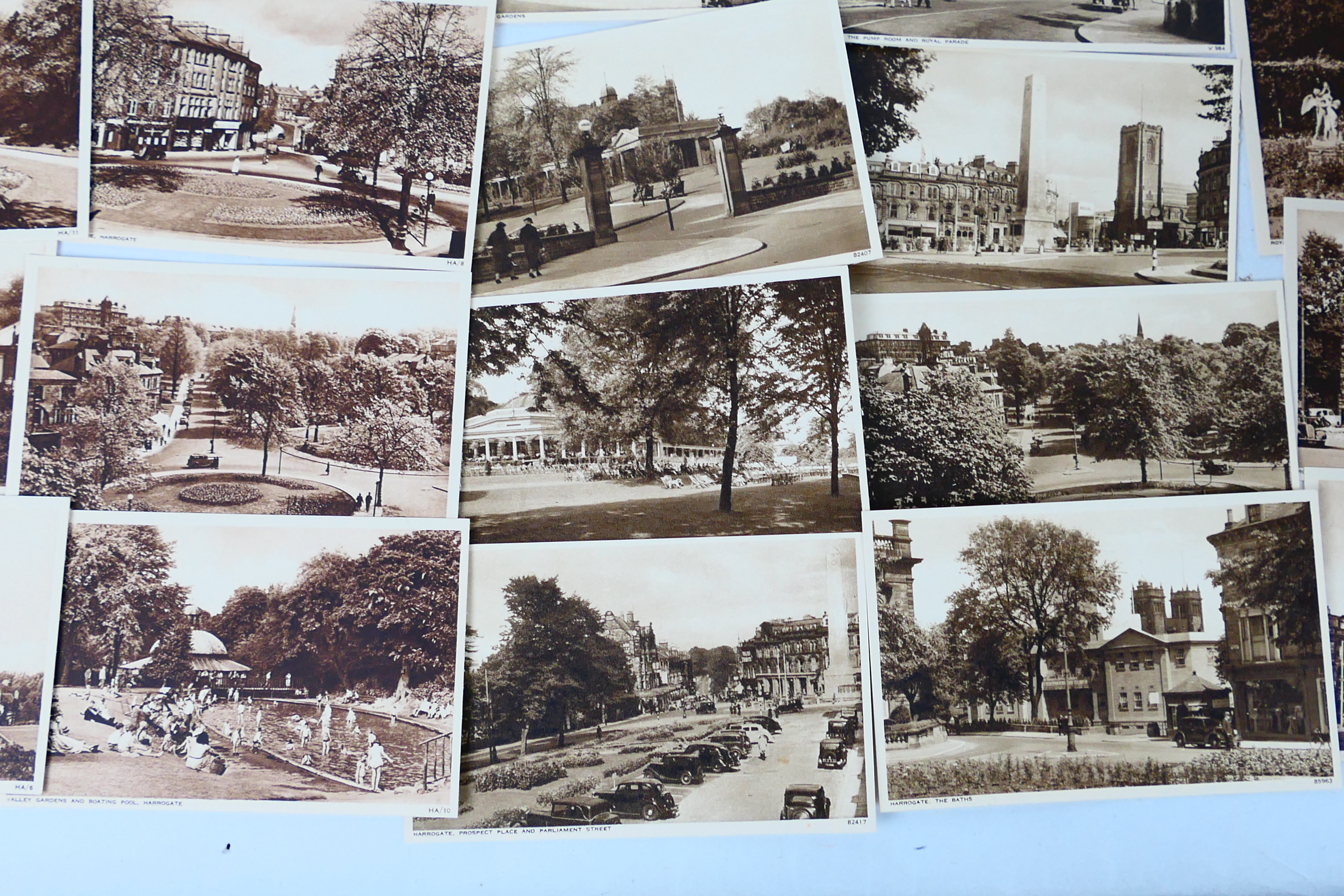 Deltiology - A very large quantity of cards relating to Harrogate, - Bild 6 aus 14