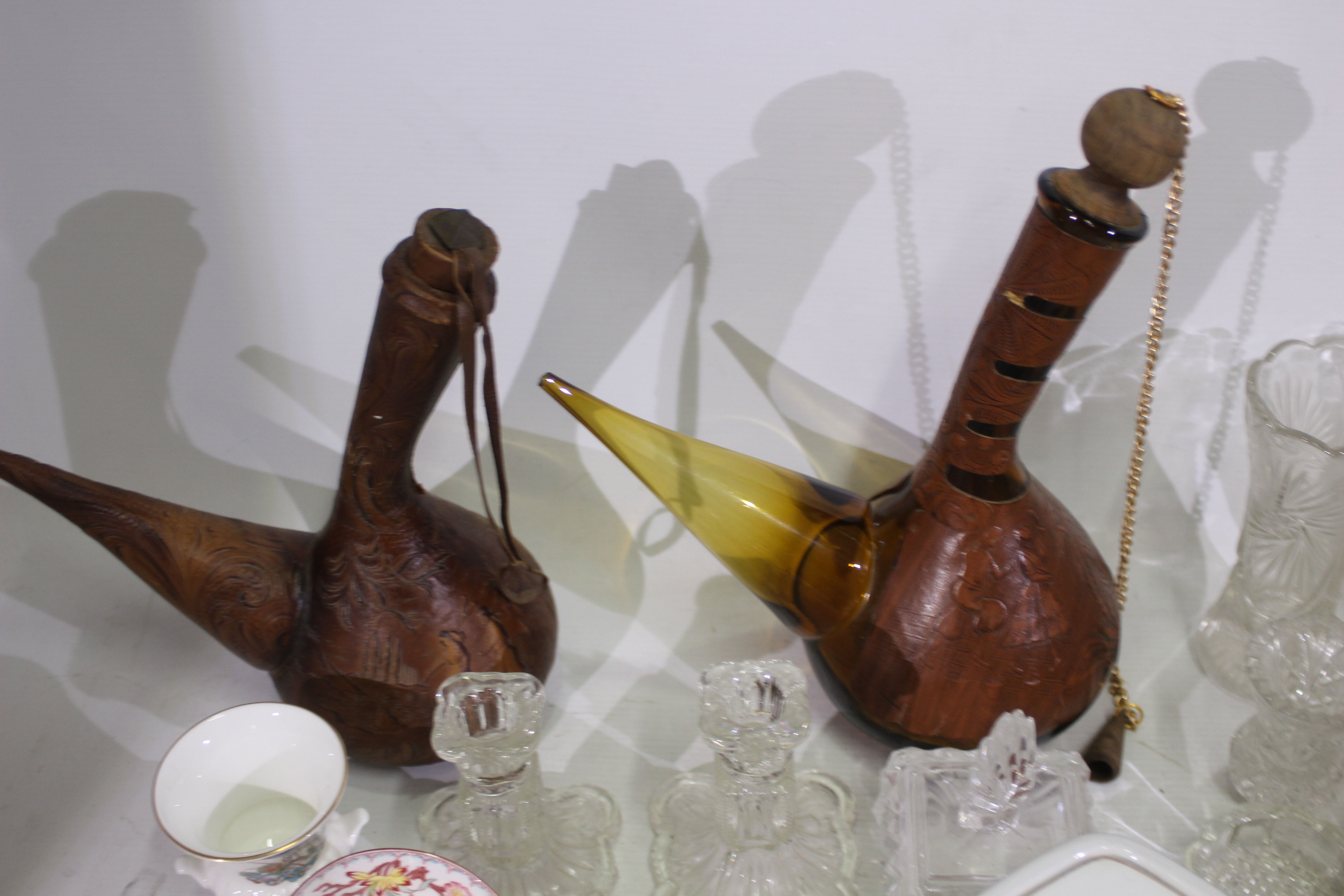 A mixed lot of ceramics and glassware to include boxed Royal Doulton Bunnykins items. [2]. - Image 2 of 5