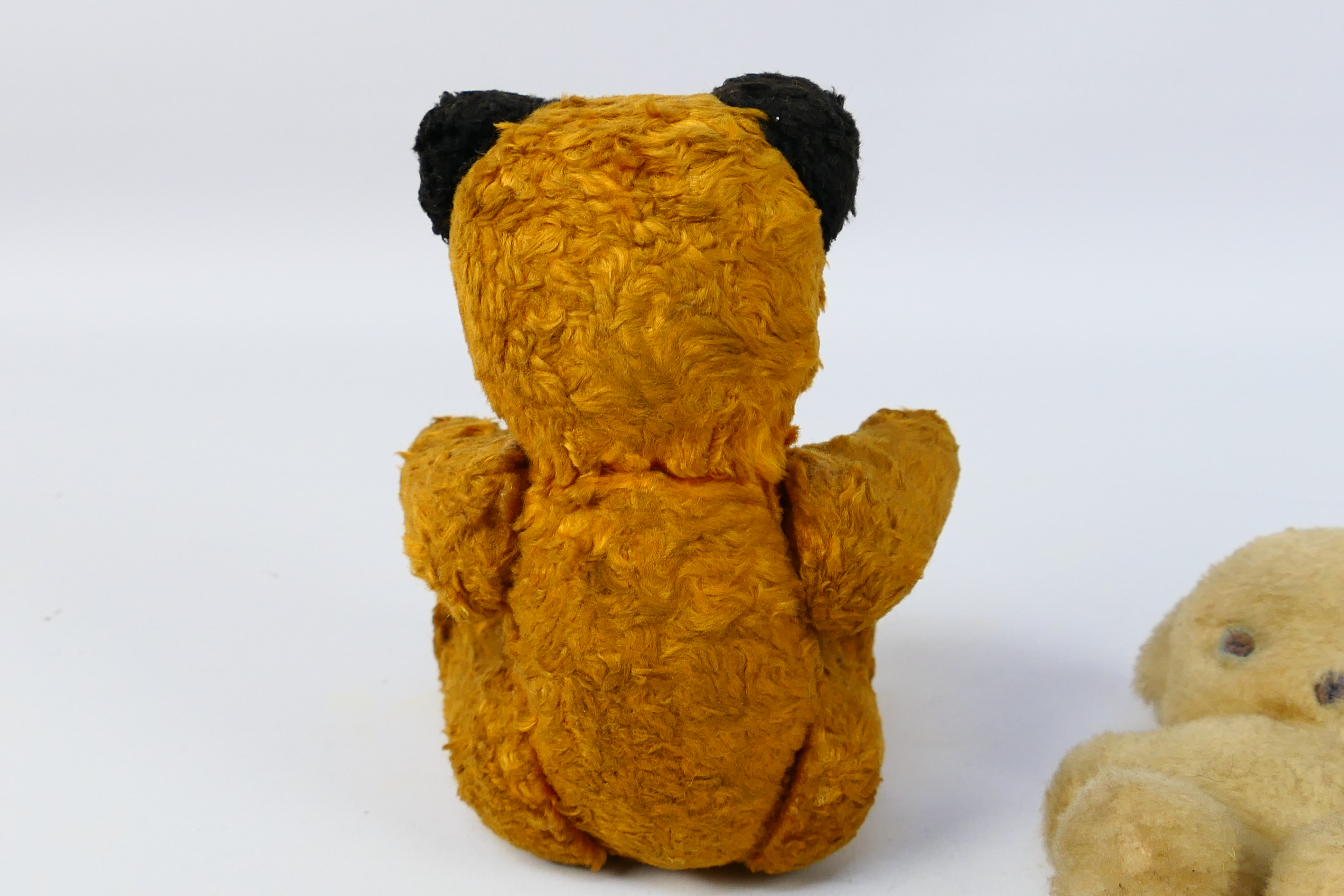 Unknown Maker - A mid century jointed Sooty Bear, - Image 7 of 8