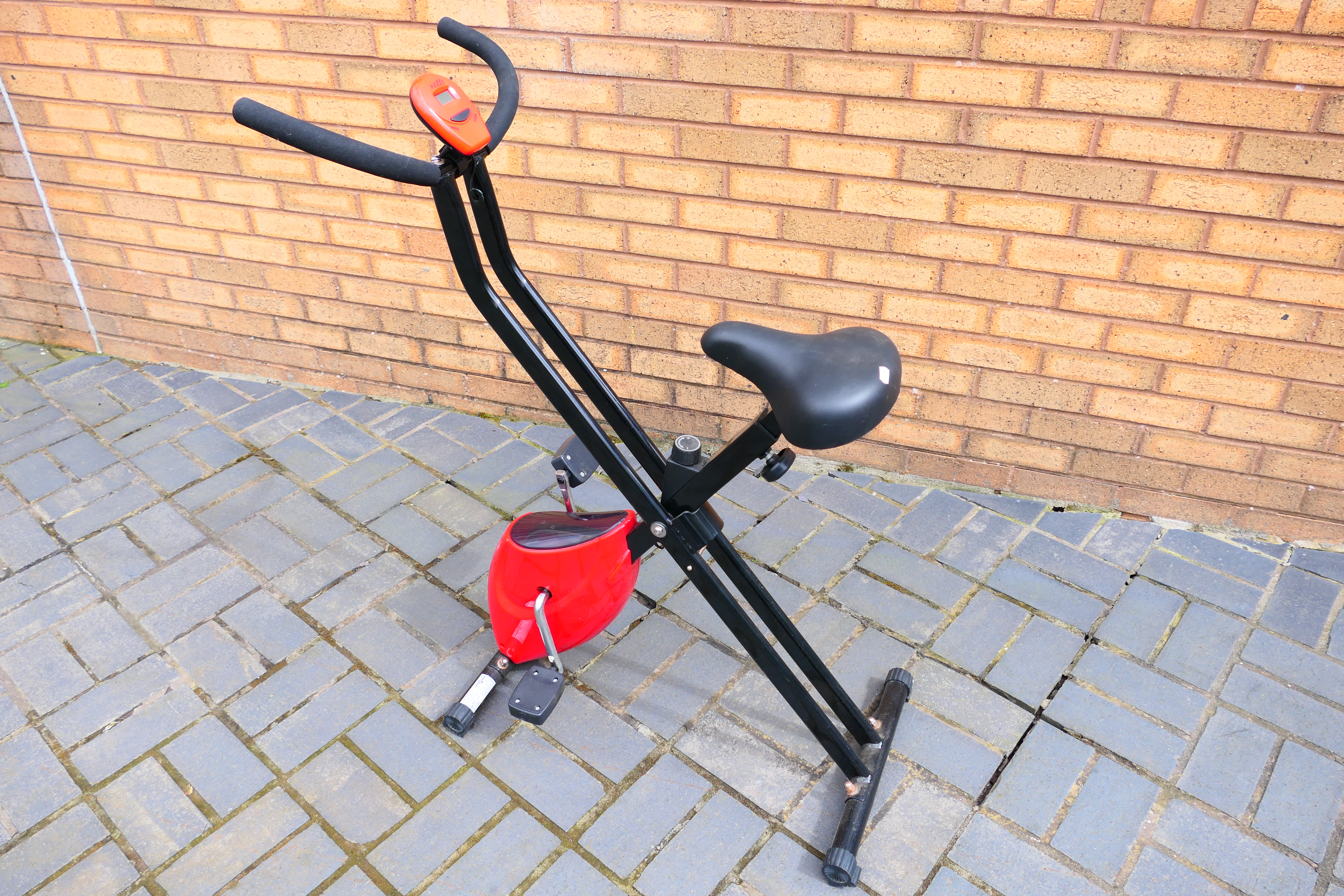 Exercise Bike - a fold out modern exercise bike, VidaXL by Habal, item number 91693,