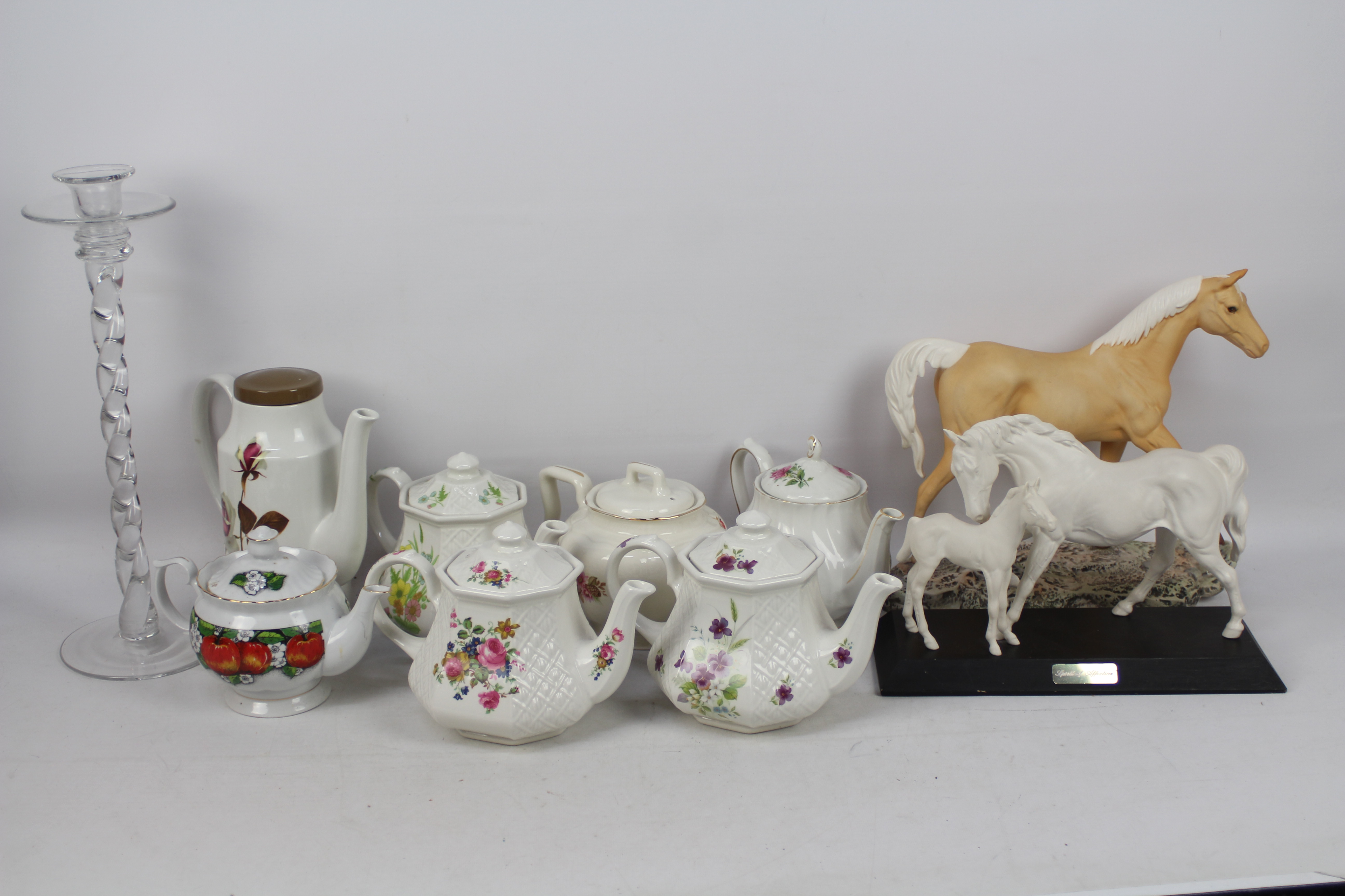 Ceramics to include teapots and two Beswick horse studies,