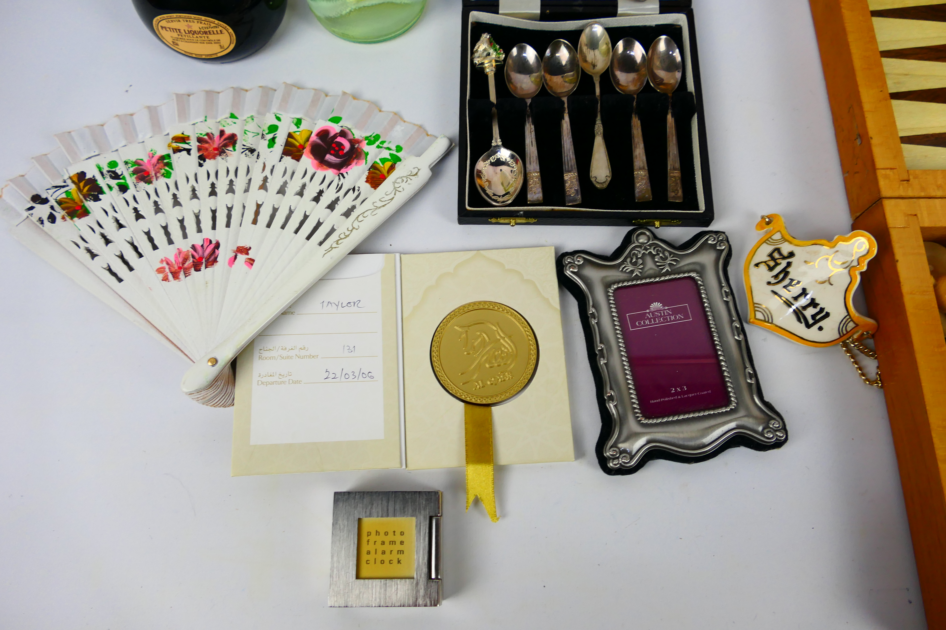 Lot to include games set, Coronation souvenir programme, photograph frames, - Image 10 of 12