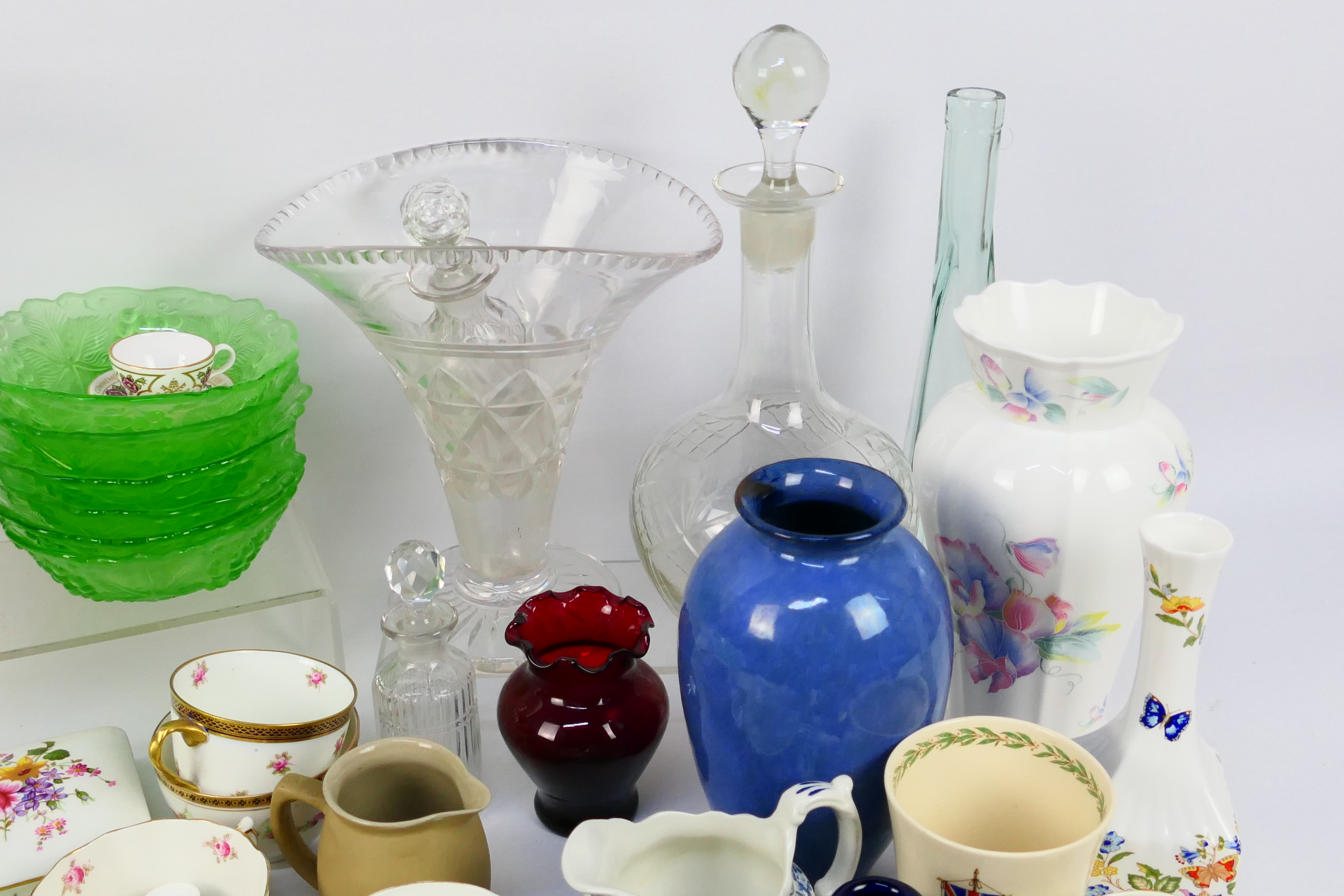 A mixed lot of ceramics and glassware to include Spode, Aynsley, Japanese and other. - Image 3 of 5