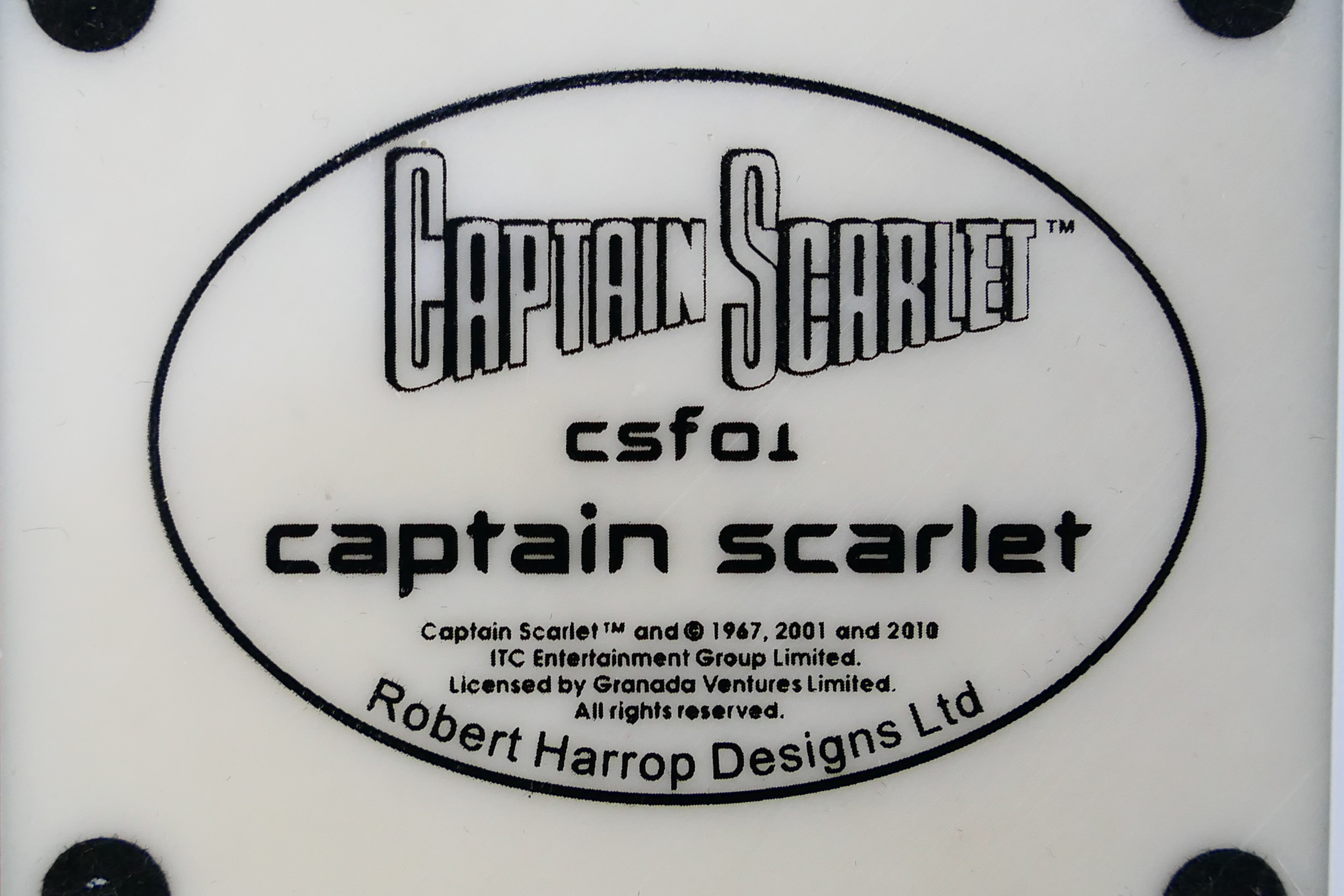 Robert Harrop - Captain Scarlet - A Robert Harrop resin figurine of Captain Scarlet(SCF01). - Image 7 of 7