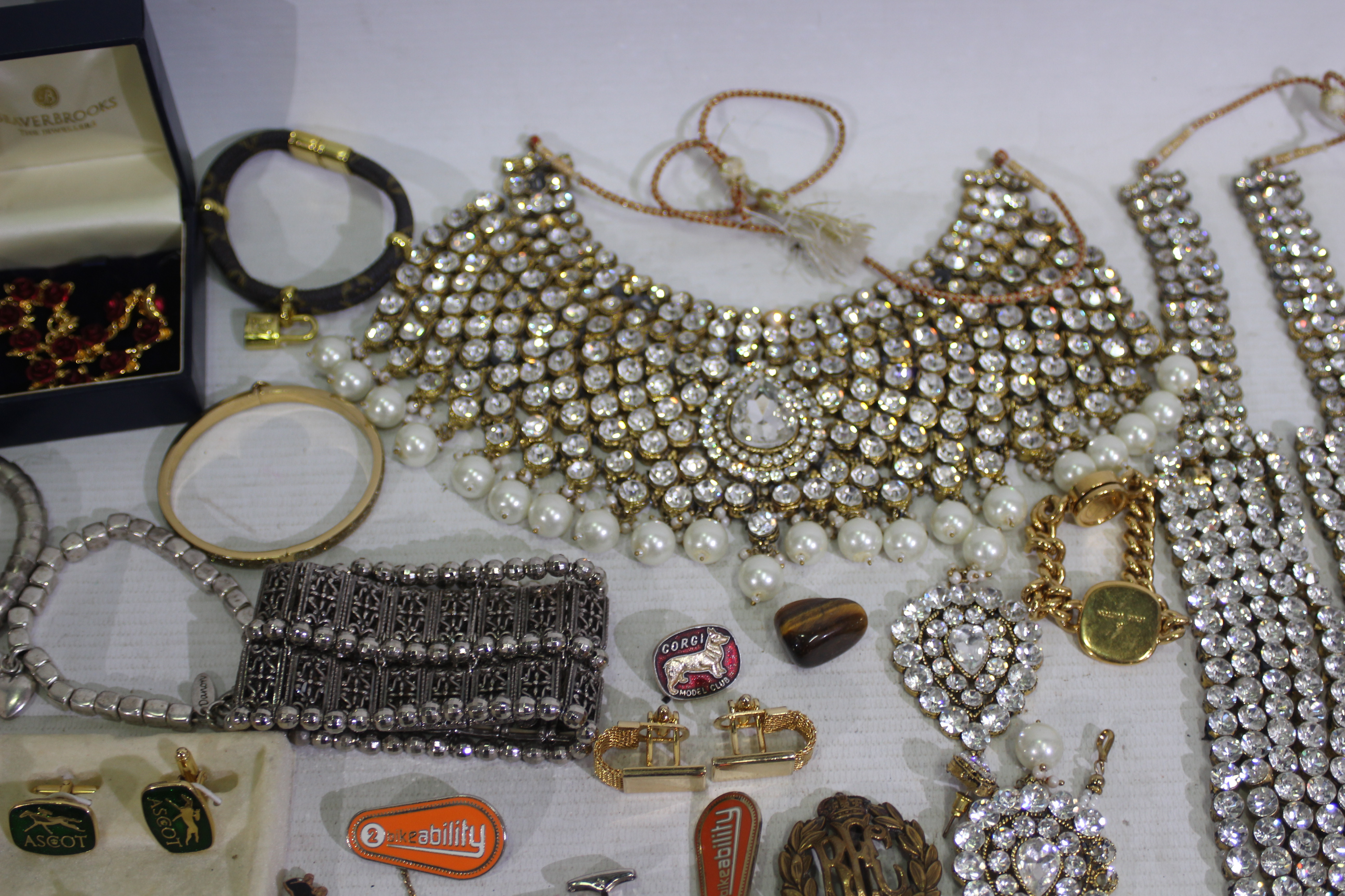 A collection of costume jewellery, cuffl - Image 3 of 4