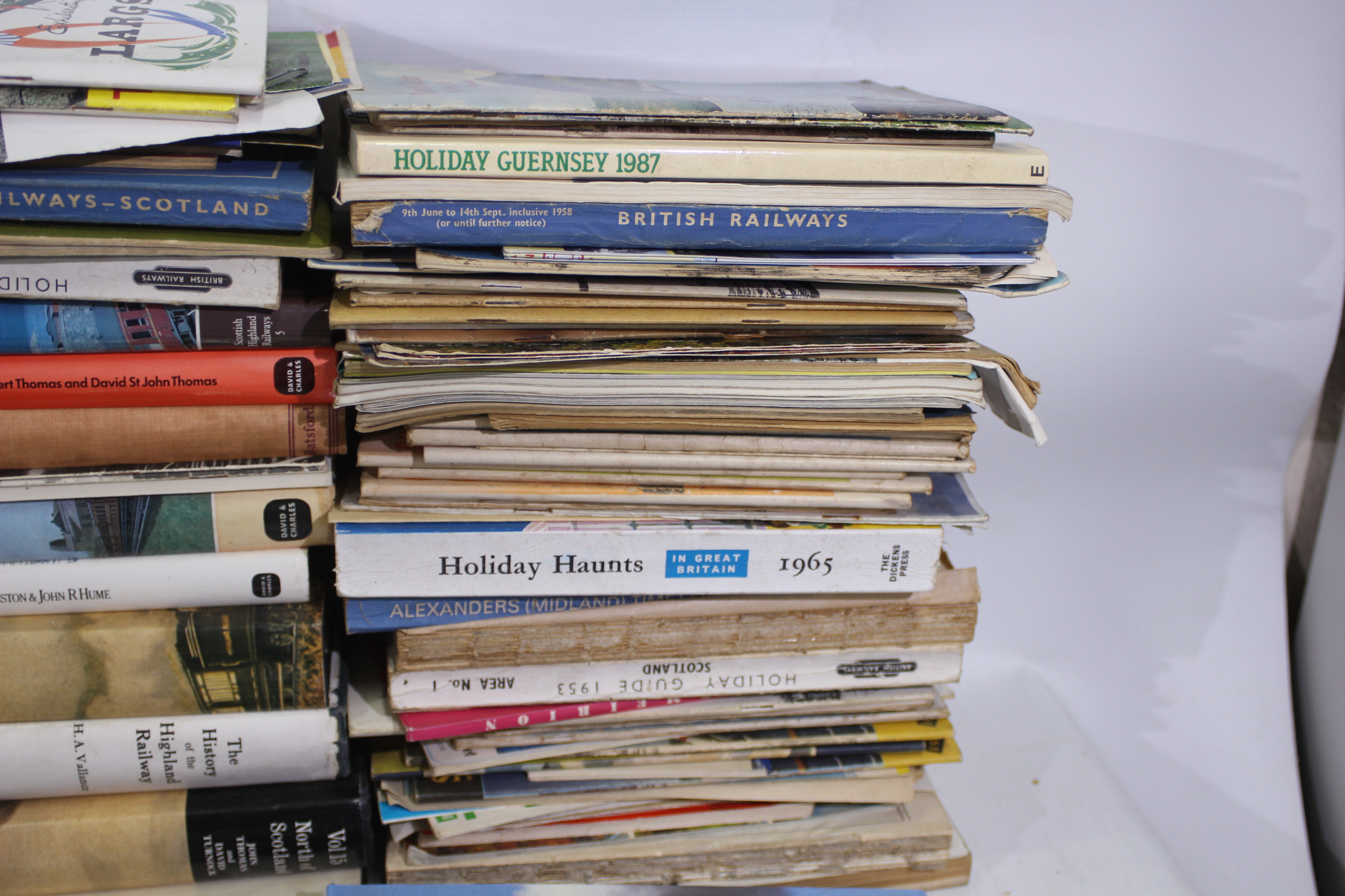 A large quantity of Railway books, and s - Bild 4 aus 5