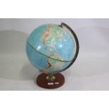 Phillip Globes - A spinning world globe