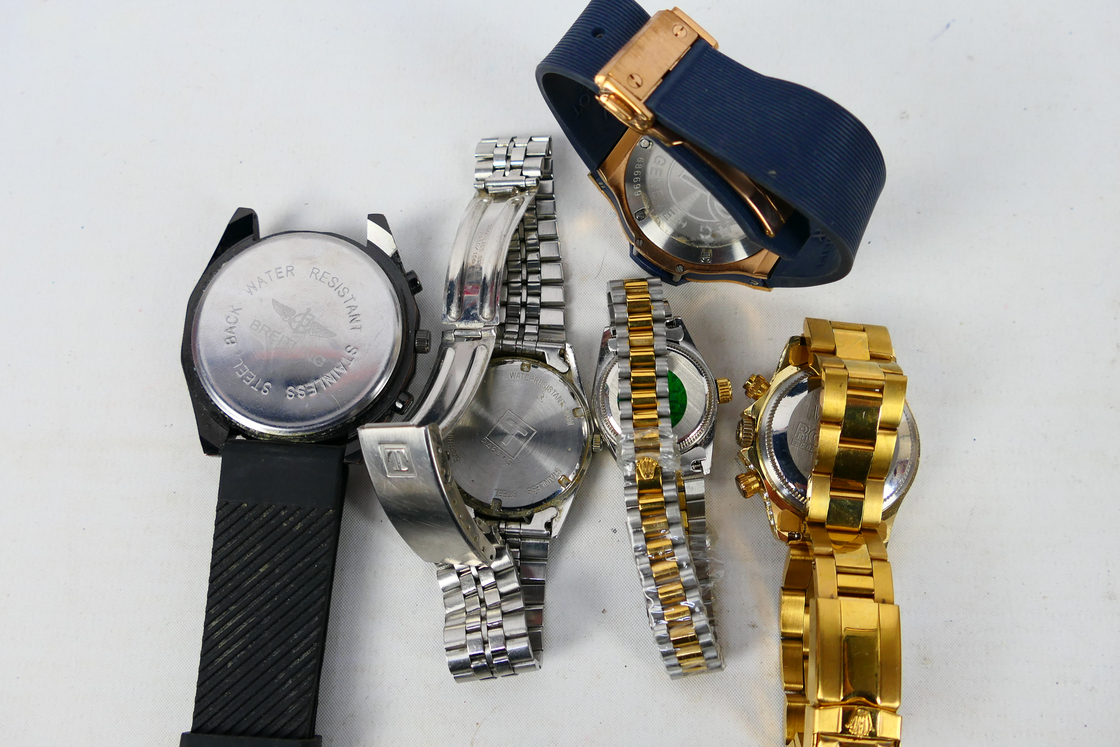 A collection of men's and women's watches to include Sekonda, Tissot, Citizen, and similar. - Image 11 of 17