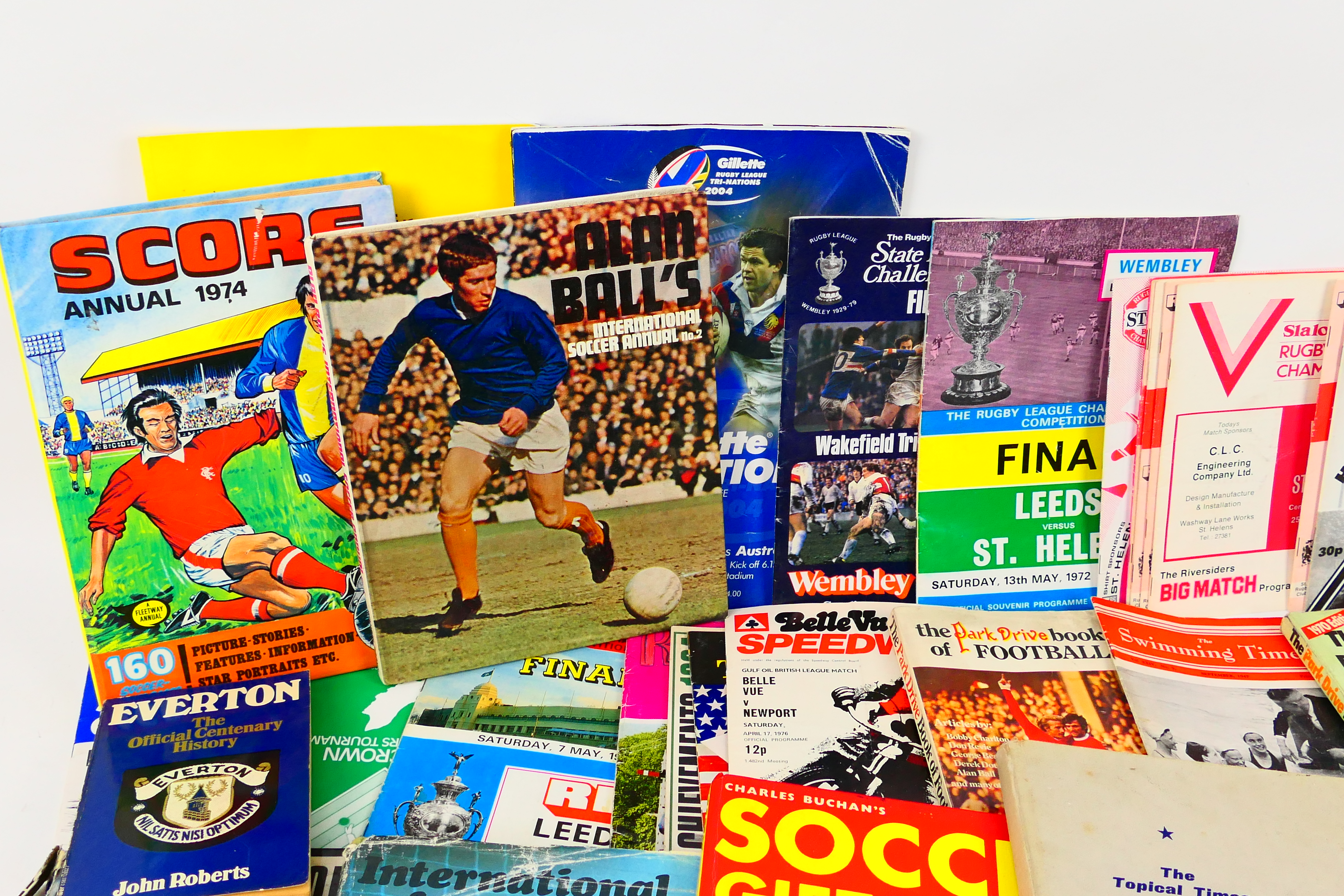 Lot to include football annuals, rugby l - Image 2 of 5