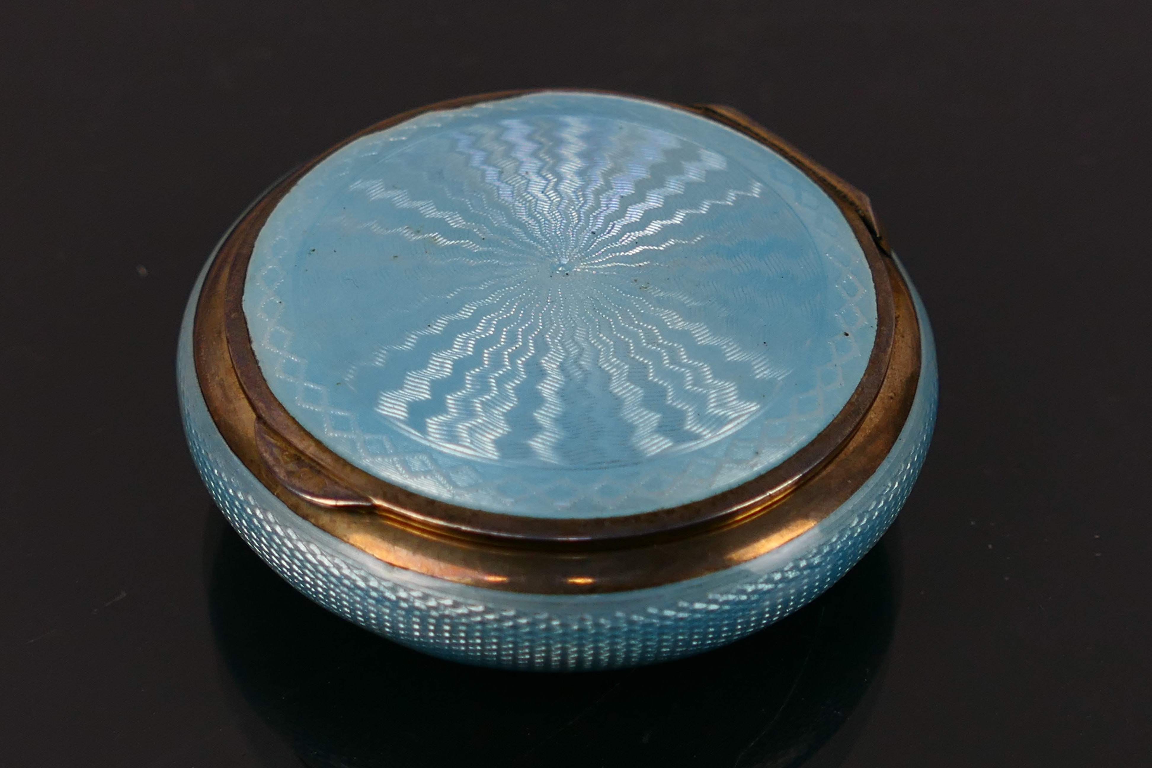 A French guilloche enamel silver powder compact circa 1910. - Image 4 of 10