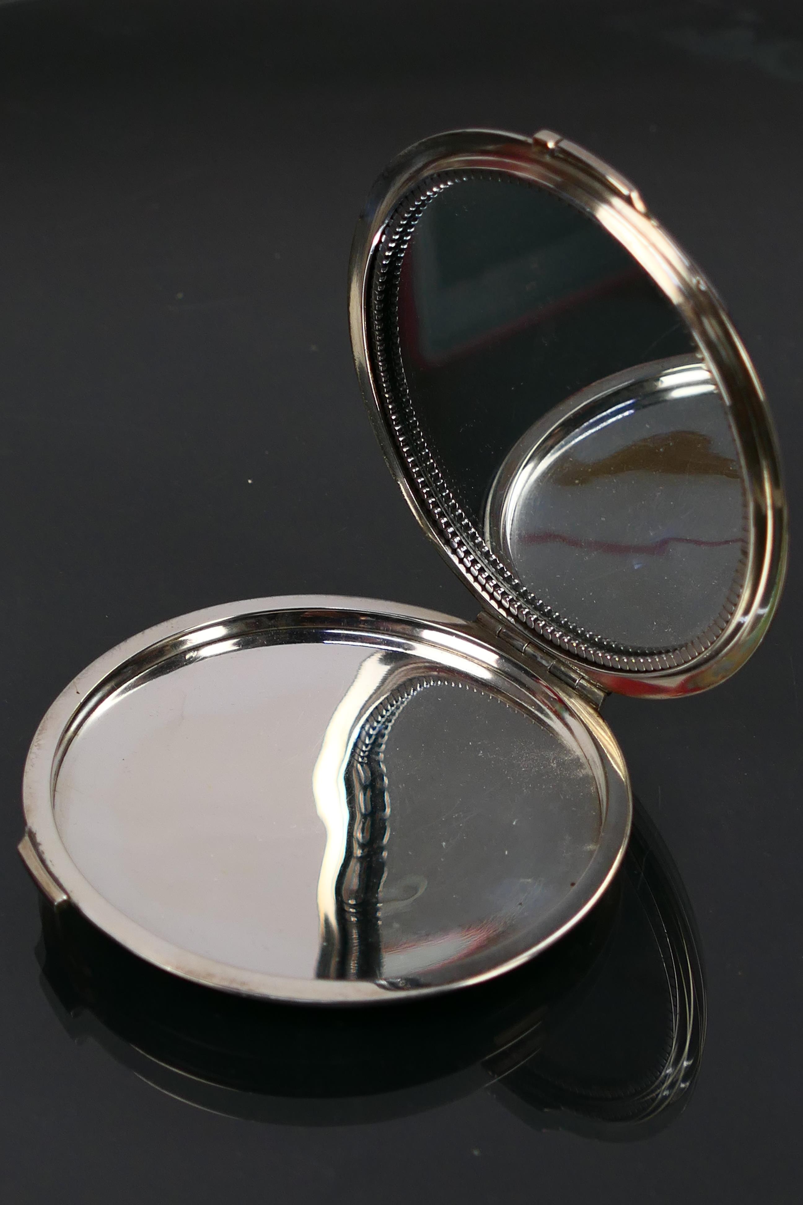 Georg Jensen - A circa 1945 Silver Compact with a bird of prey embossed design to the front of the - Image 5 of 7