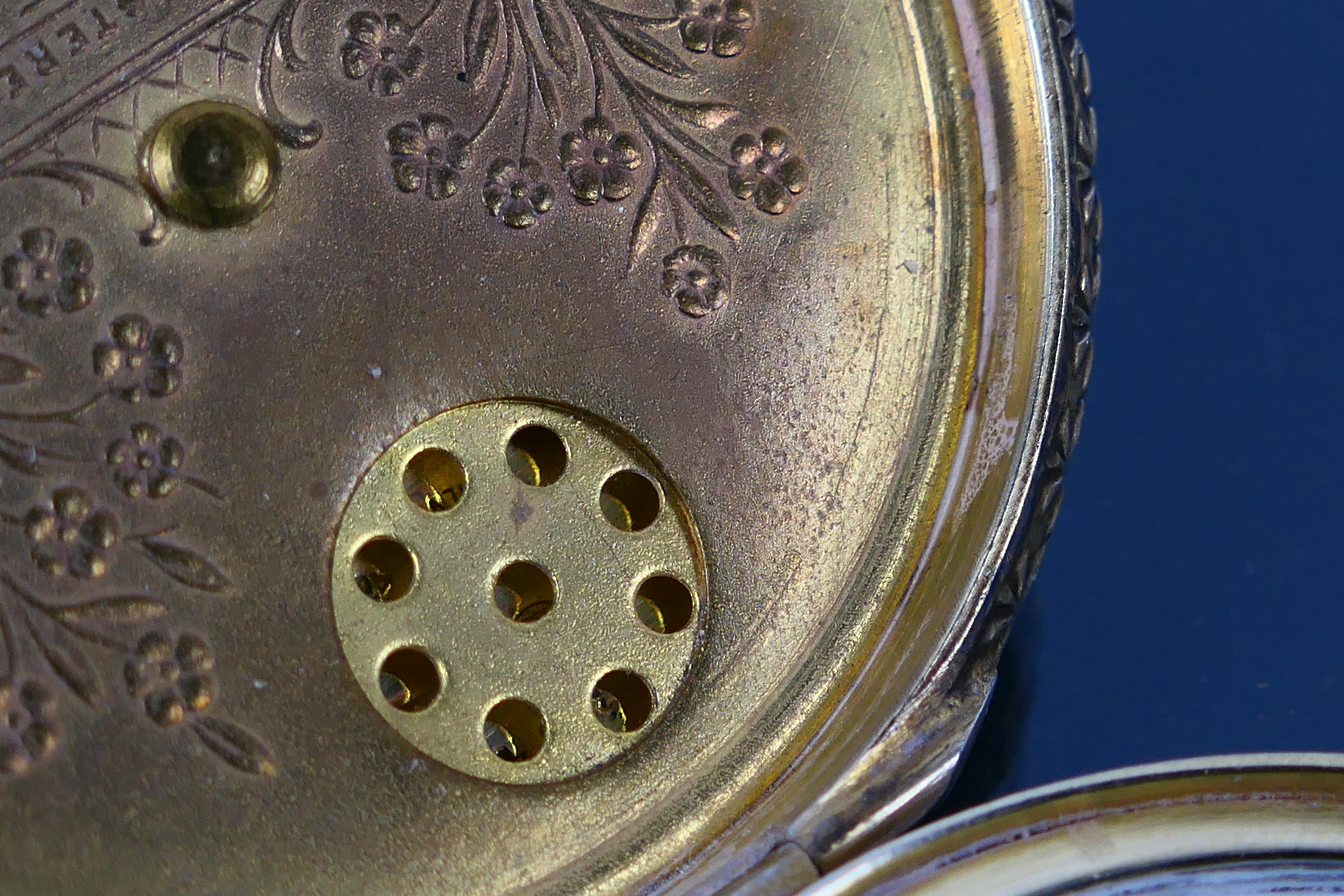 An Austrian silver (935 fineness) and enamelled powder compact. - Image 11 of 11