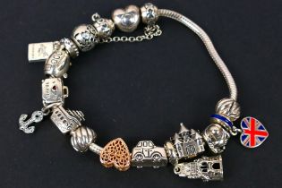 Pandora - A Pandora bracelet with thirte