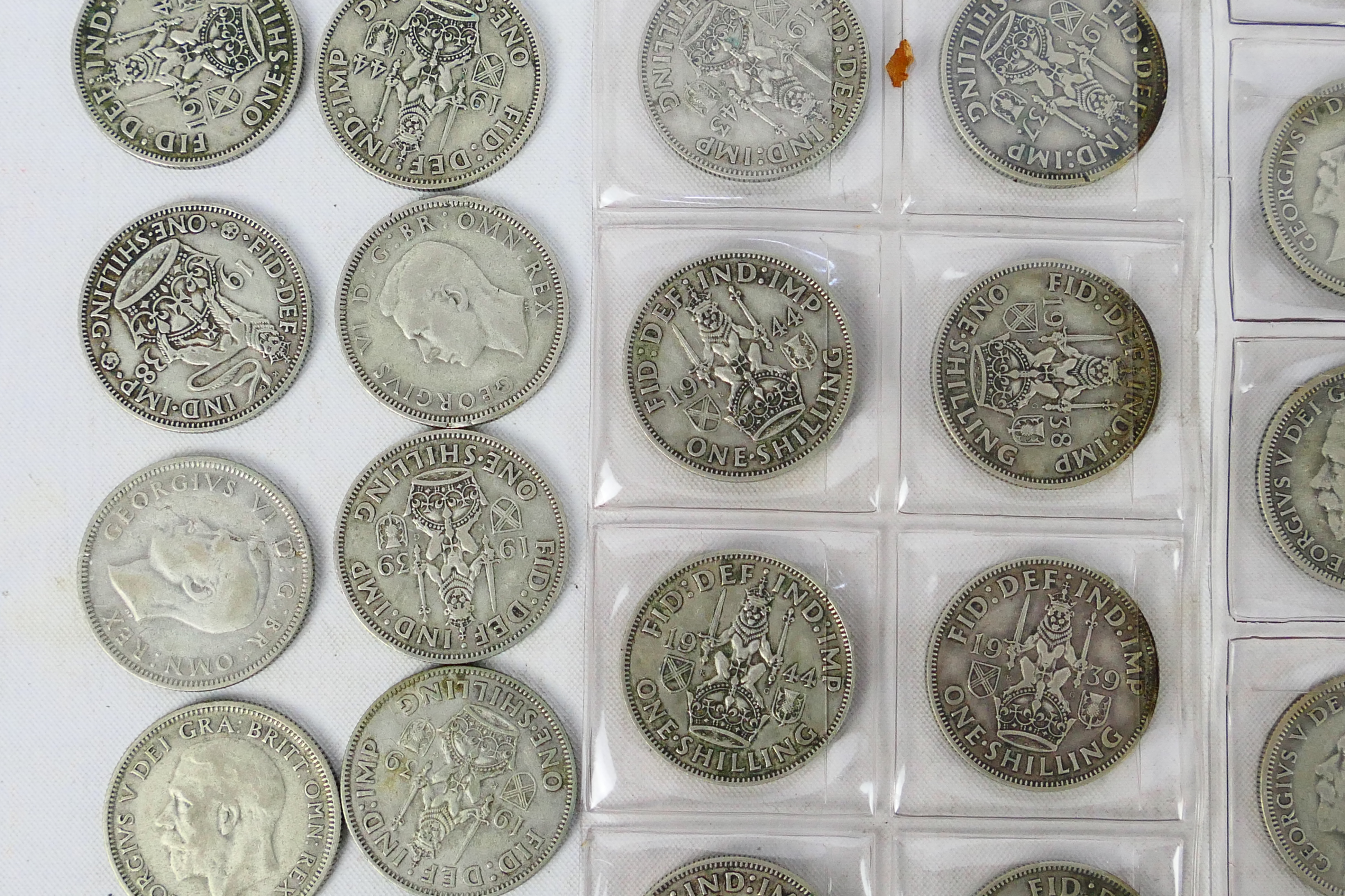 A collection of silver One Shilling coins (500 fineness), approximately 540 grams. - Bild 3 aus 13