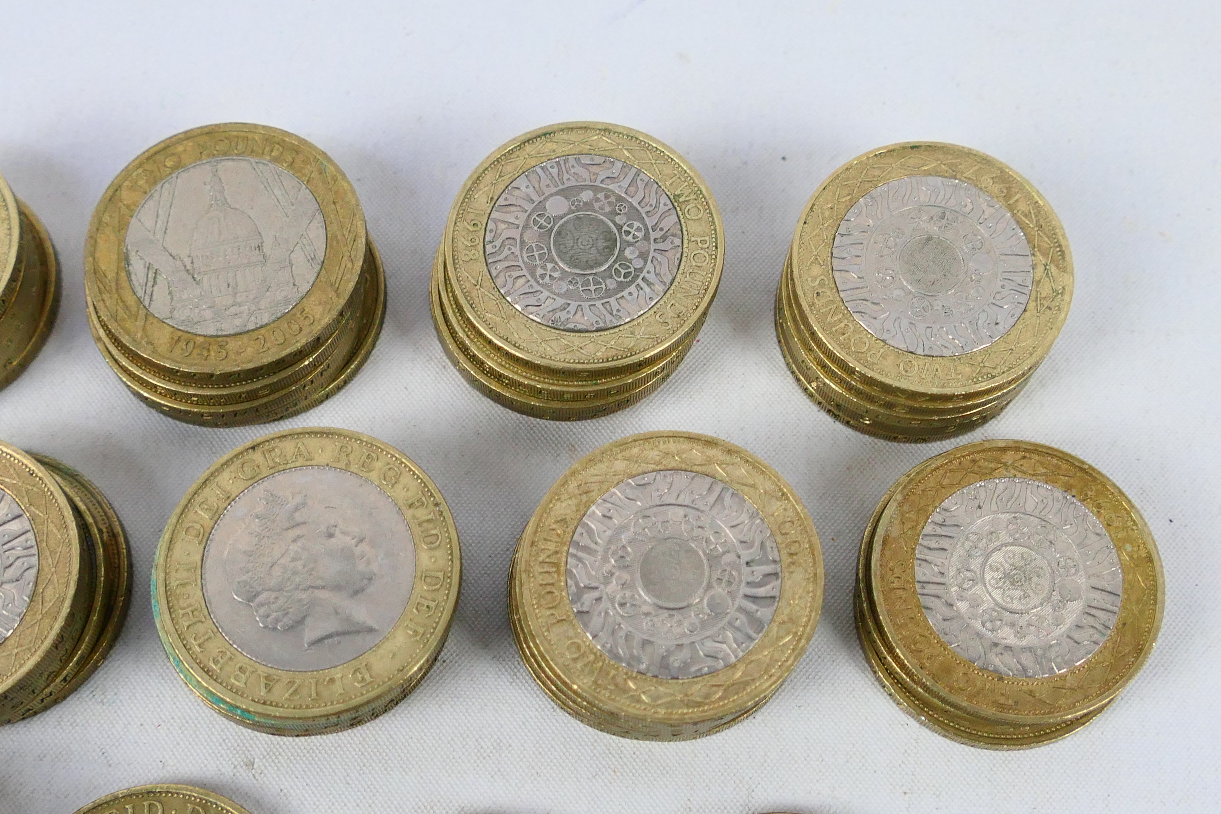A collection of 52 Two Pound coins (£2), - Bild 3 aus 5