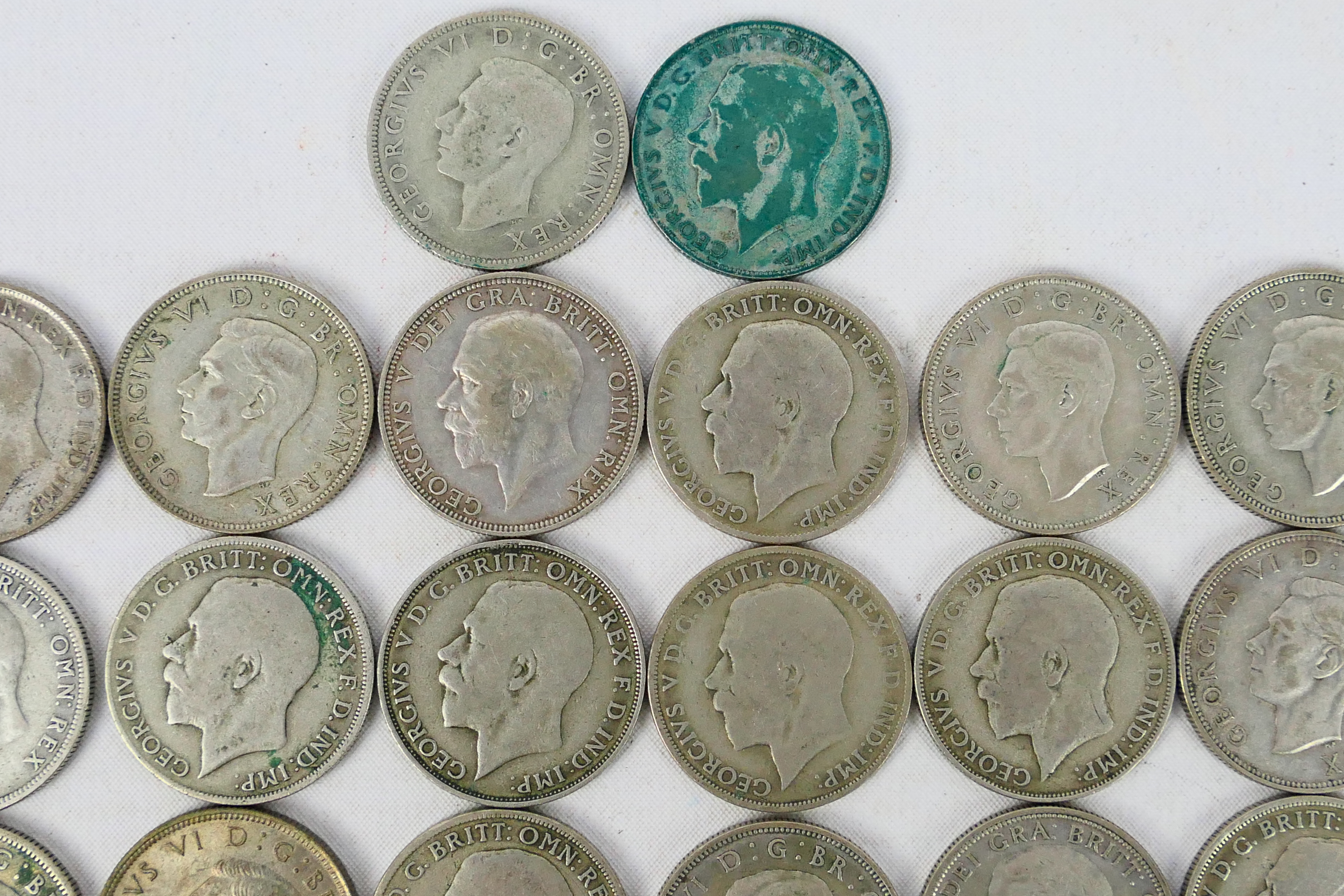 A collection of silver content One Florin and Two Shilling coins (500 fineness), George V and later, - Bild 5 aus 12