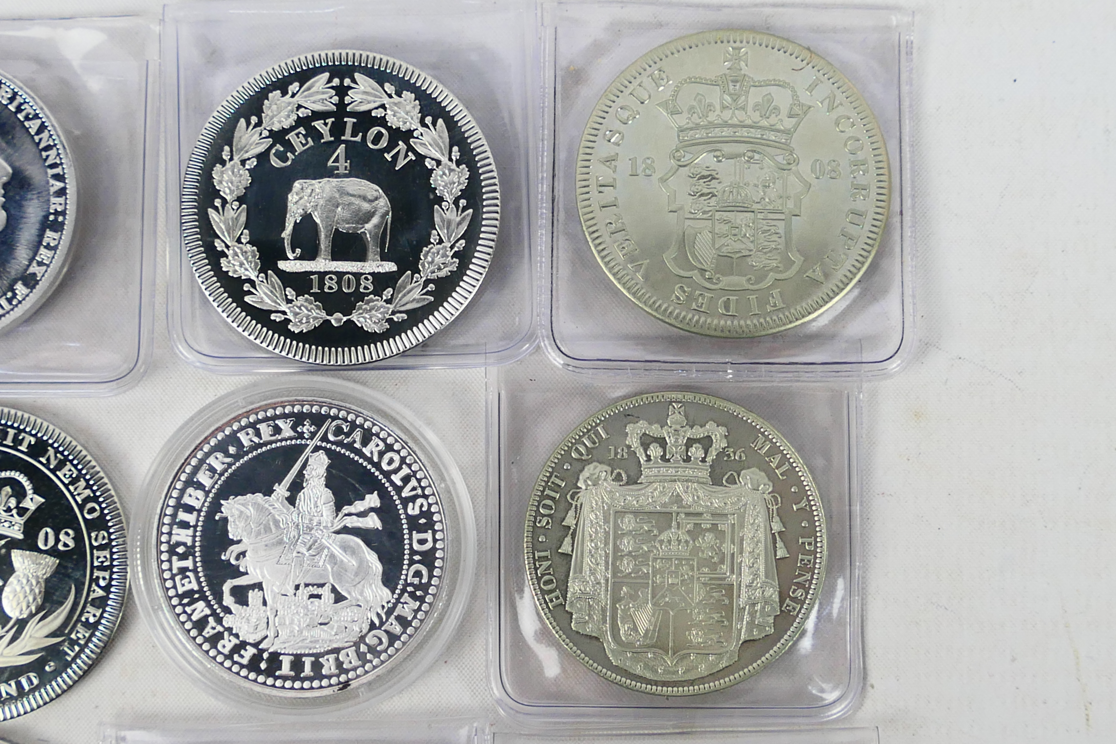 A collection of fantasy coins to include - Bild 3 aus 8