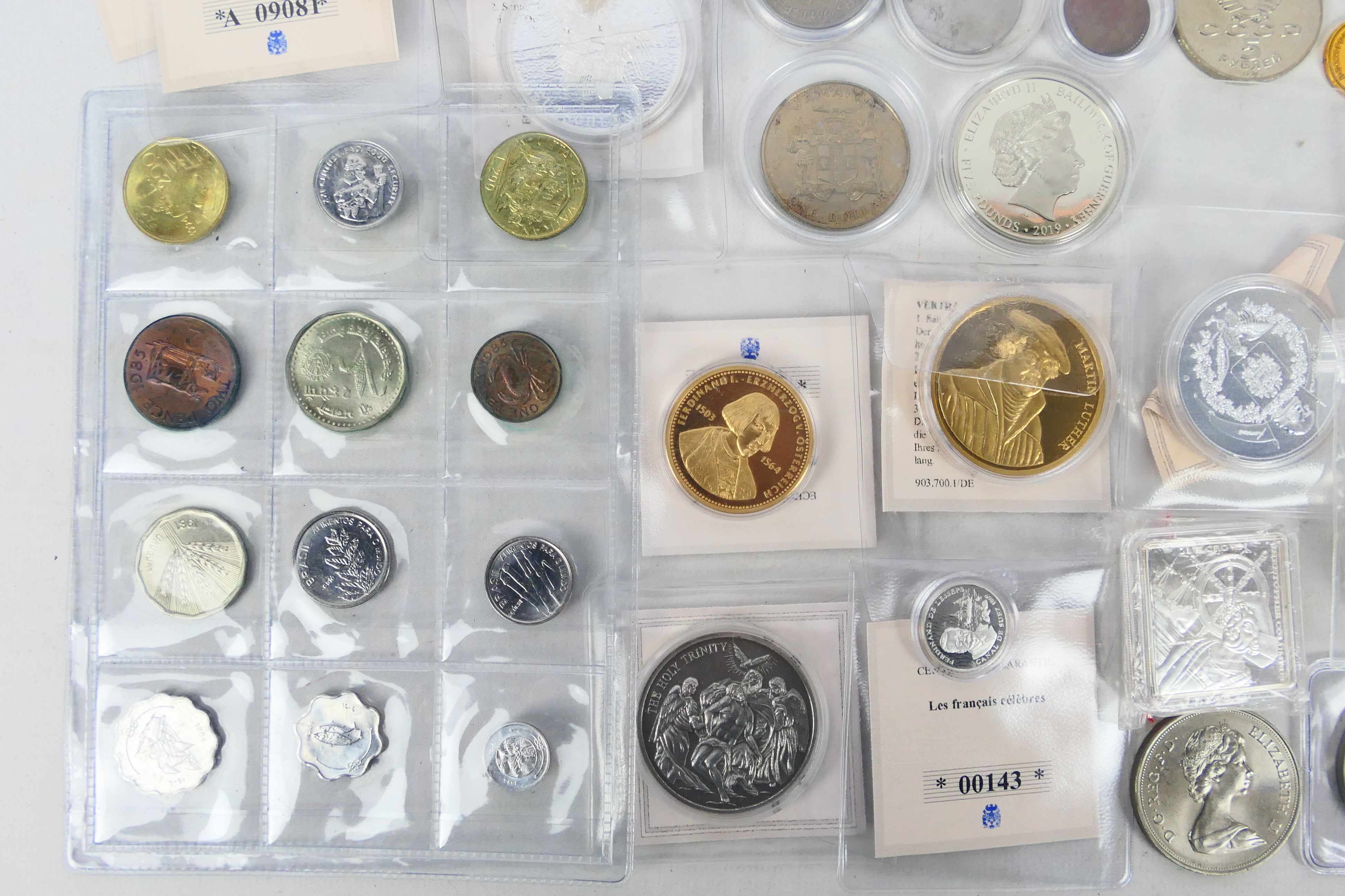 Various coins and commemoratives, UK and - Image 2 of 7