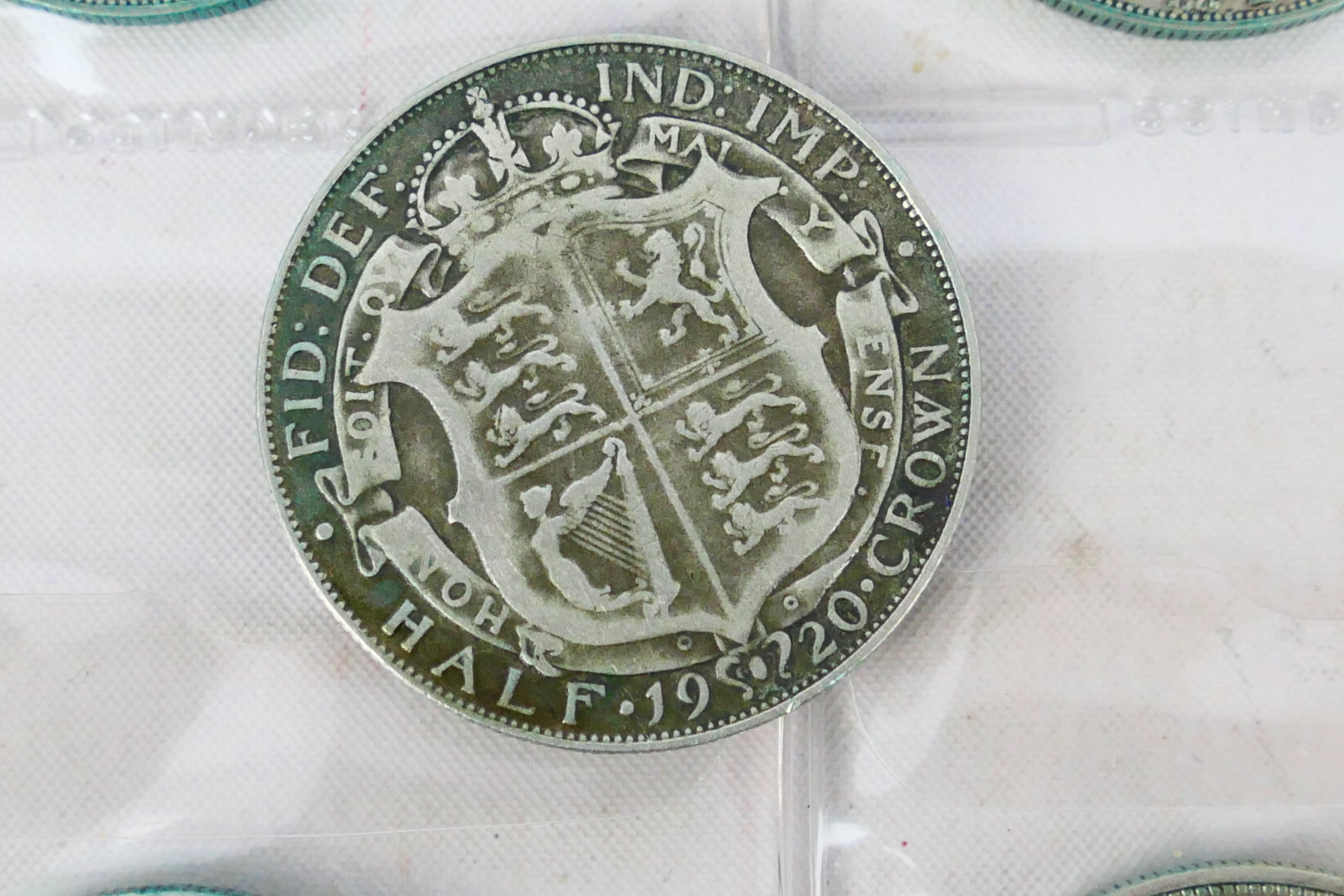 George V and George VI 500 fineness Half Crown coins, full run from 1920 - 1946 (two 1926 examples). - Bild 3 aus 12